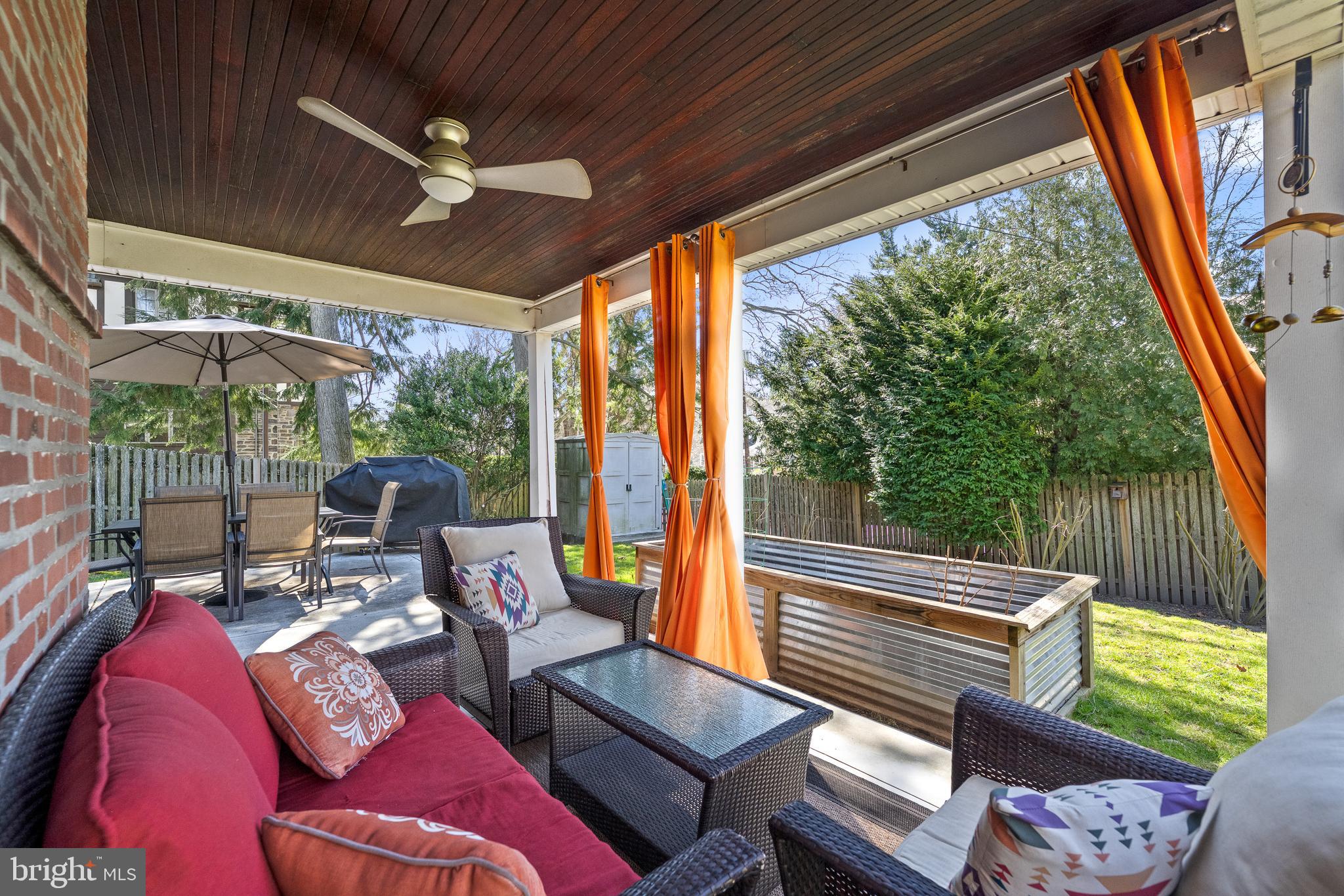 COLLEGE PARK - Residential