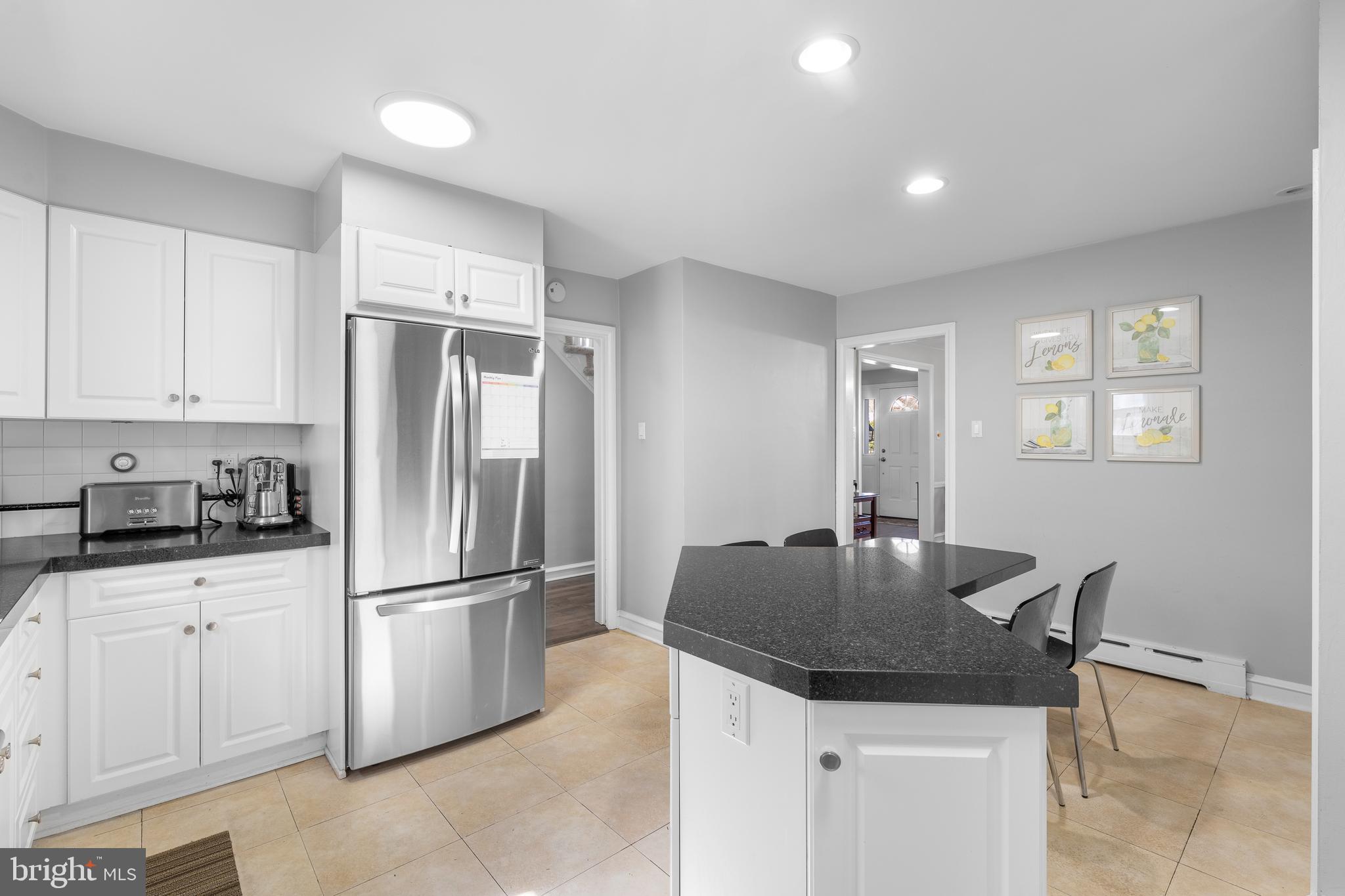 COLLEGE PARK - Residential