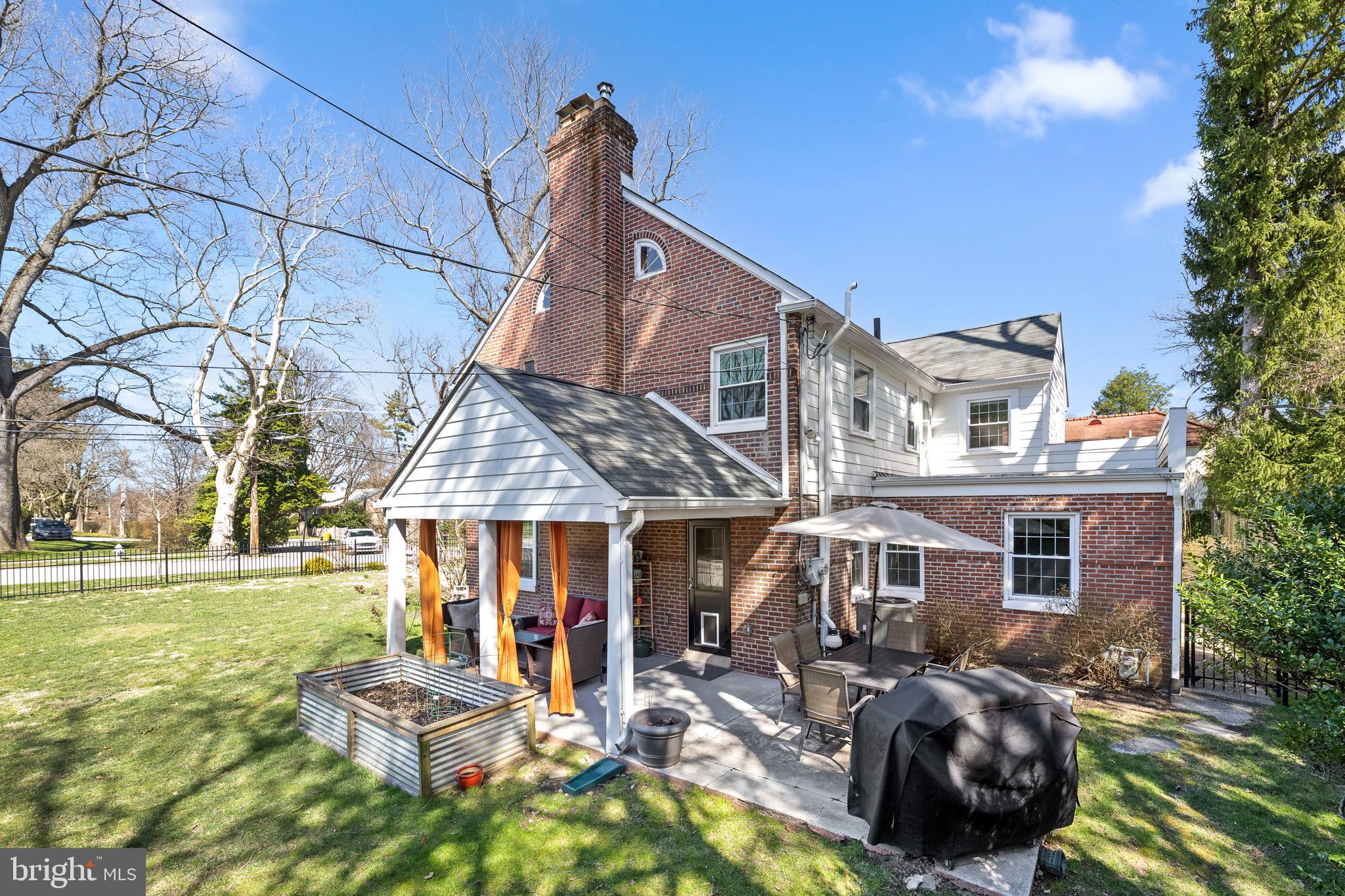 COLLEGE PARK - Residential