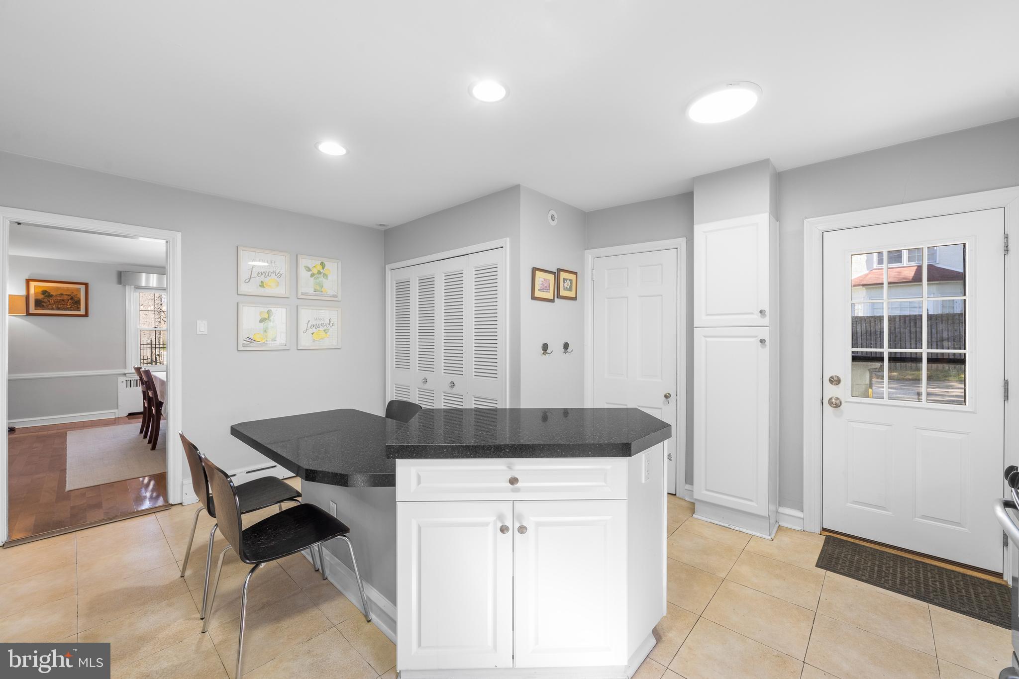 COLLEGE PARK - Residential