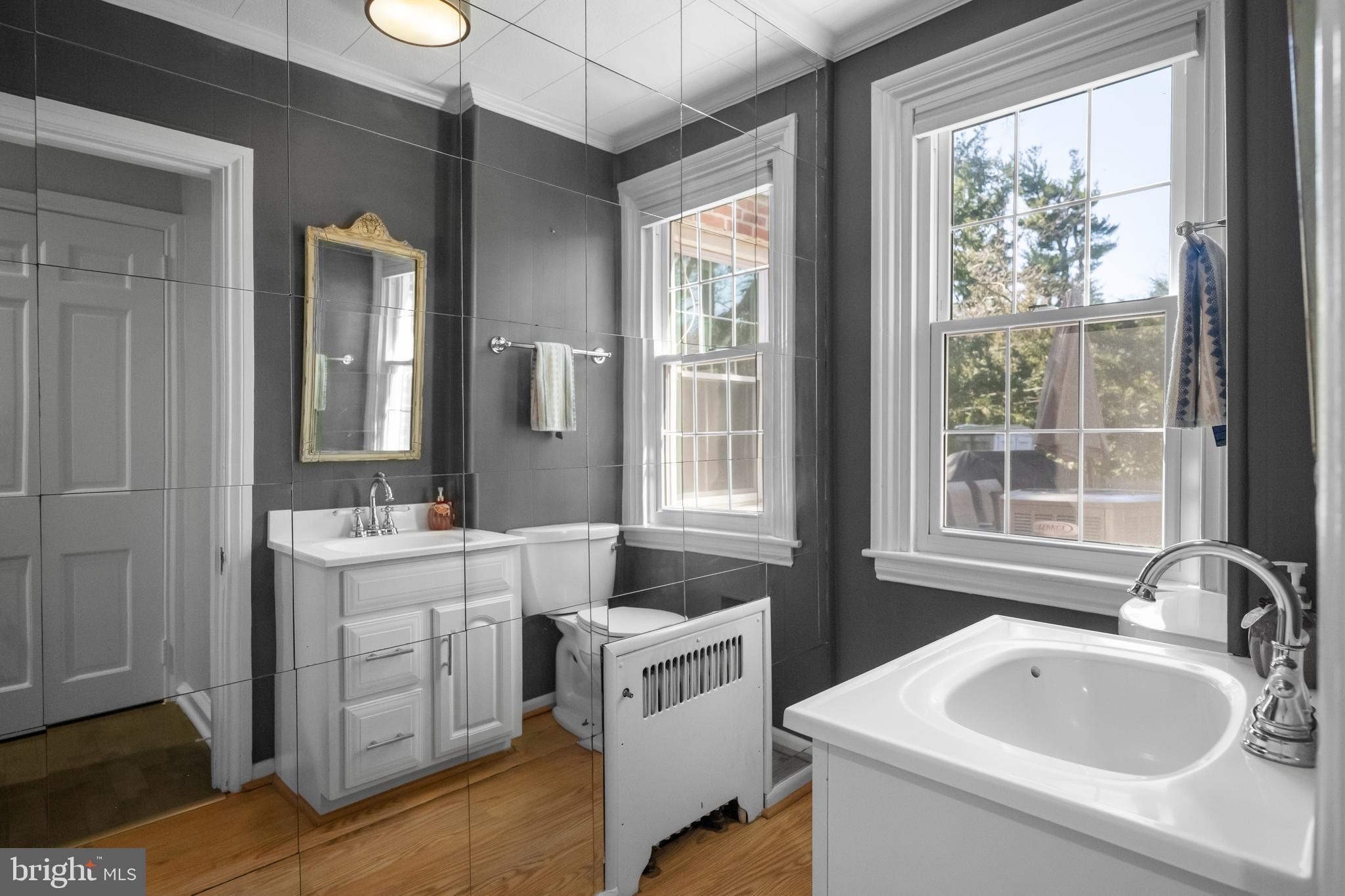 COLLEGE PARK - Residential