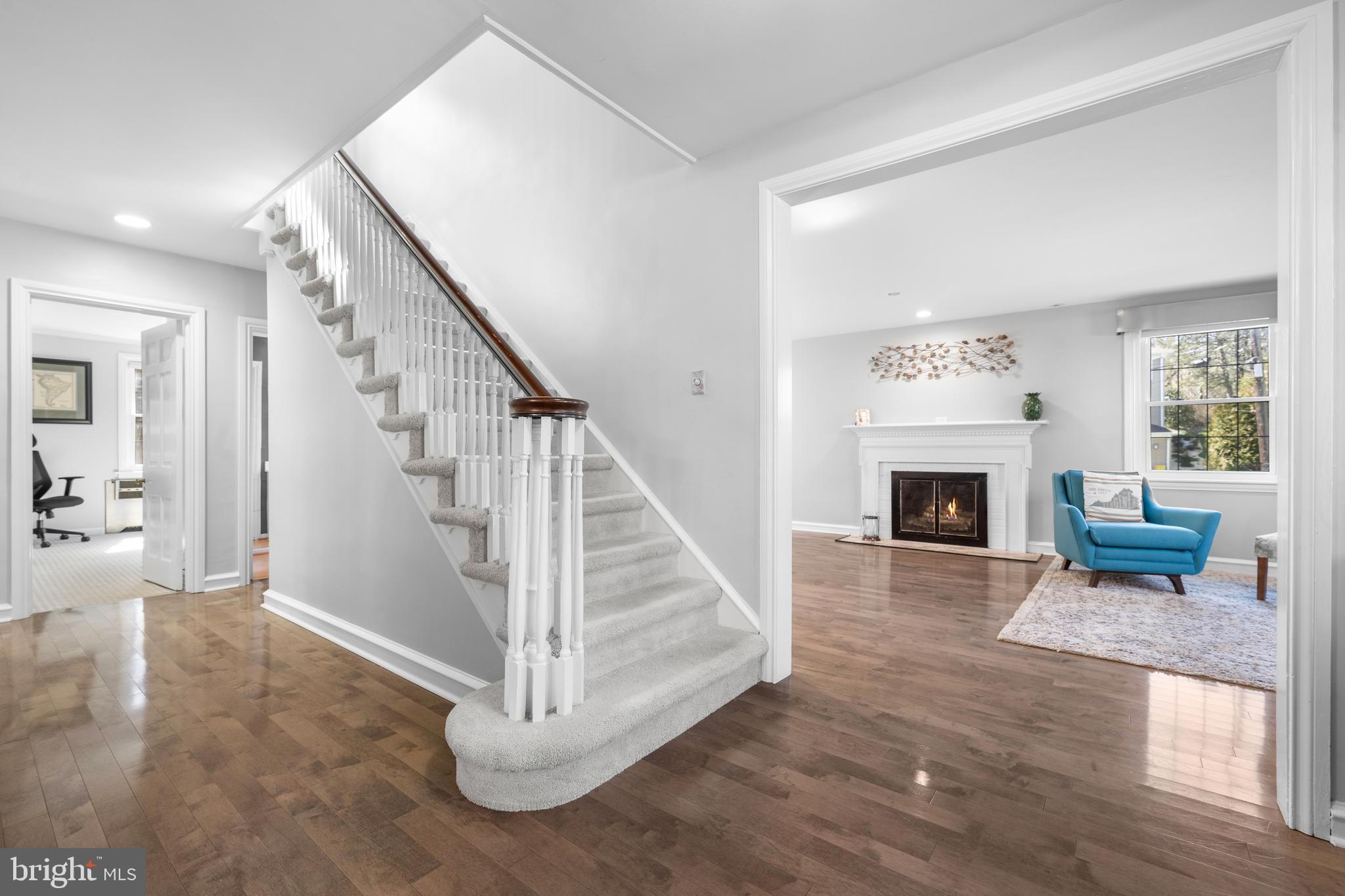 COLLEGE PARK - Residential