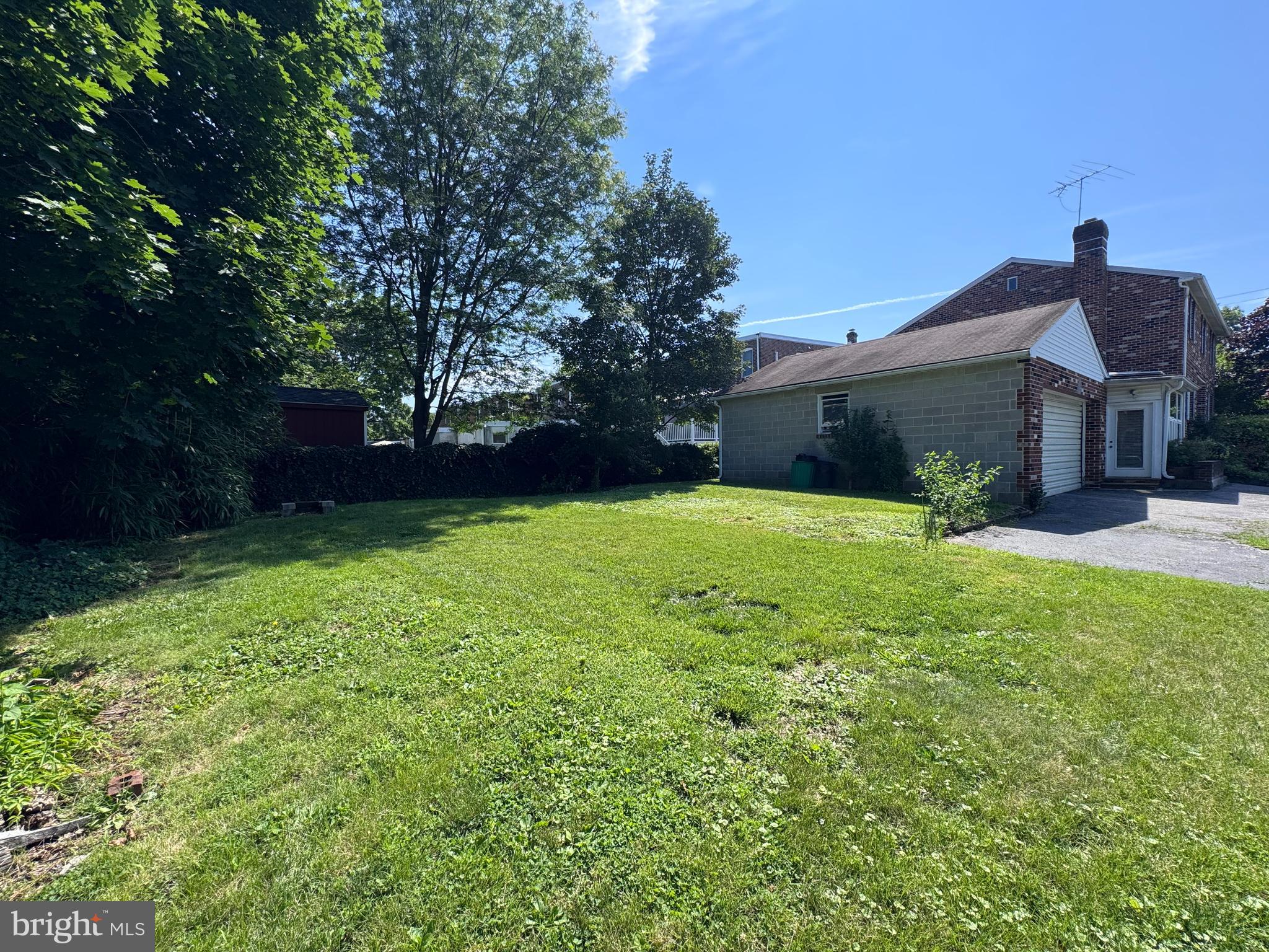BRYN MAWR - Residential
