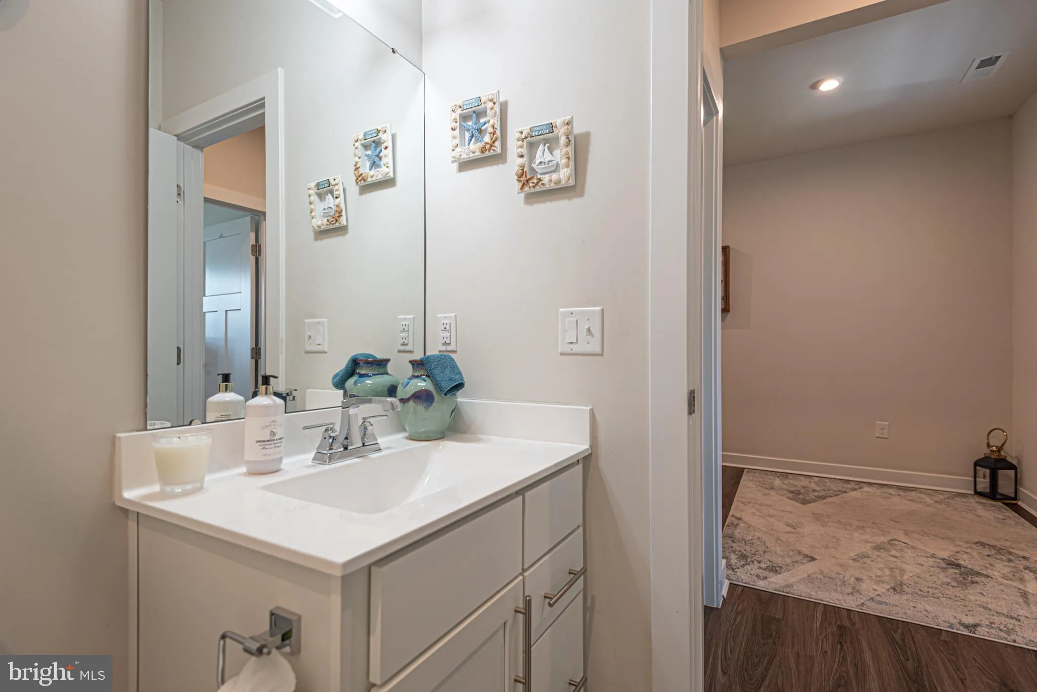 Selbyville, Delaware 19975, United States, 3 Bedrooms Bedrooms, ,2 BathroomsBathrooms,Residential,Contingent,54238