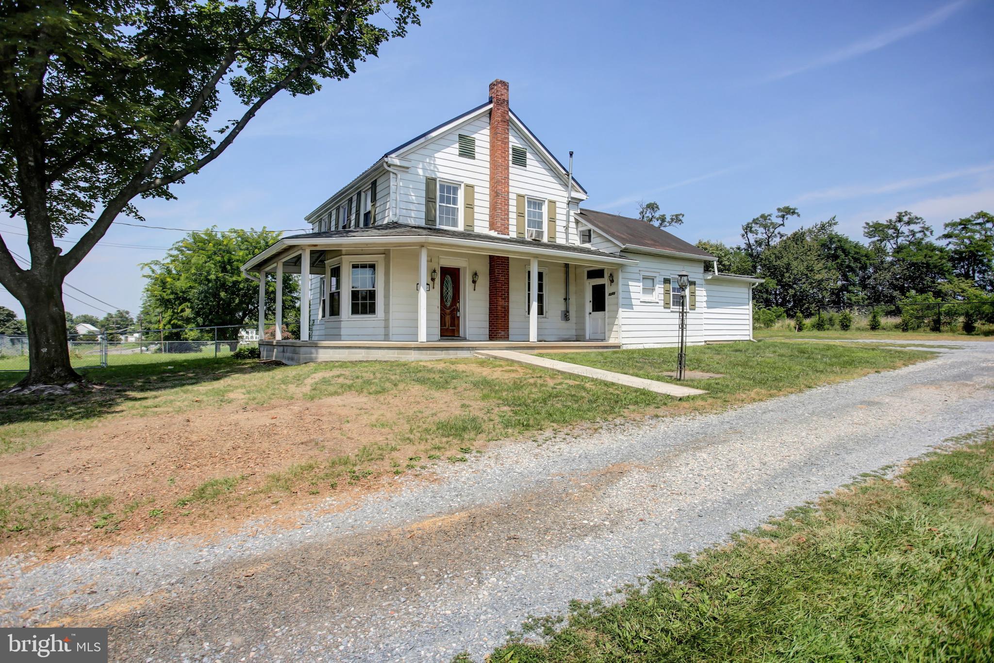 5089 BUCHANAN TRAIL W