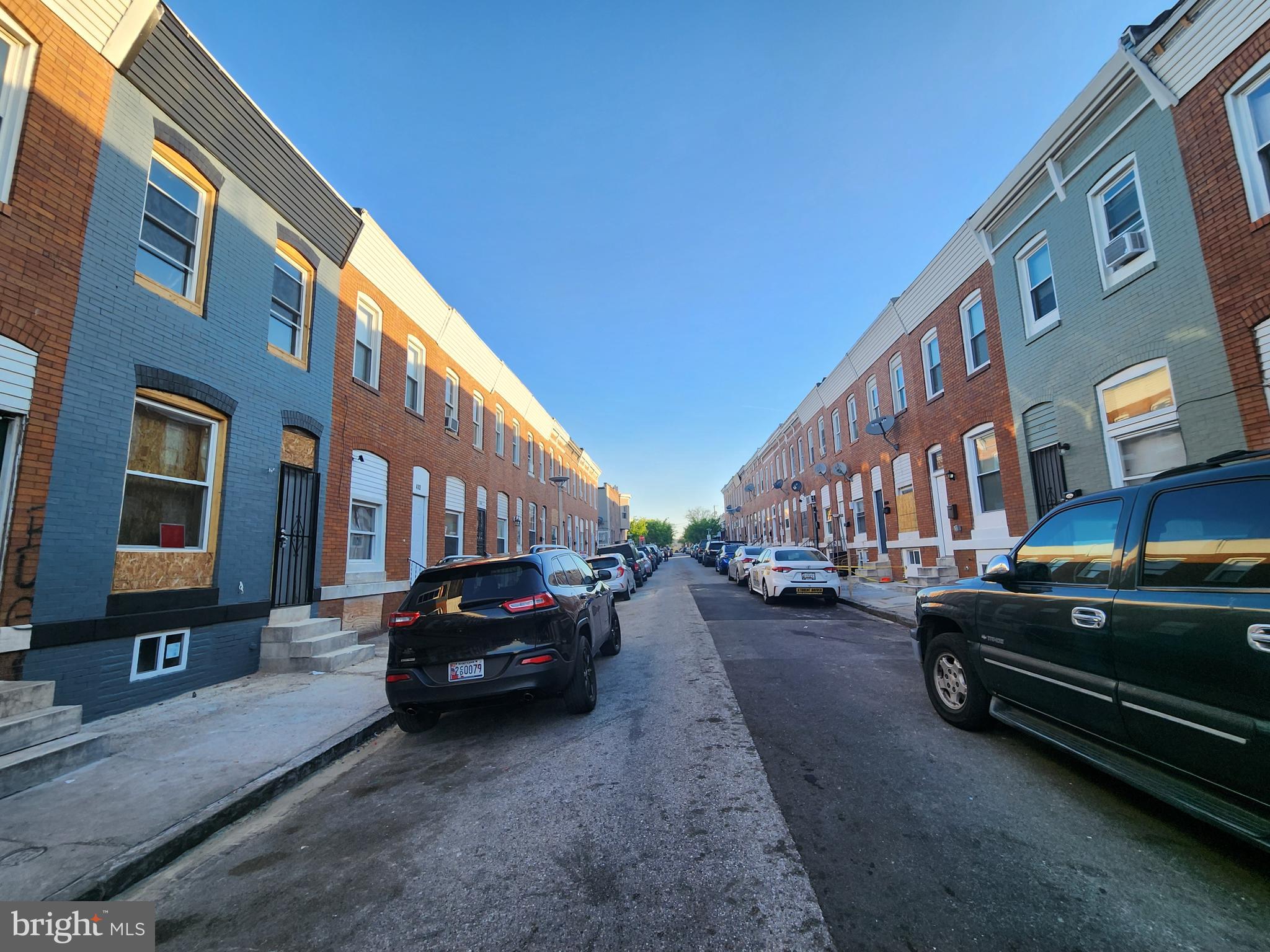 ELLWOOD PARK - Residential