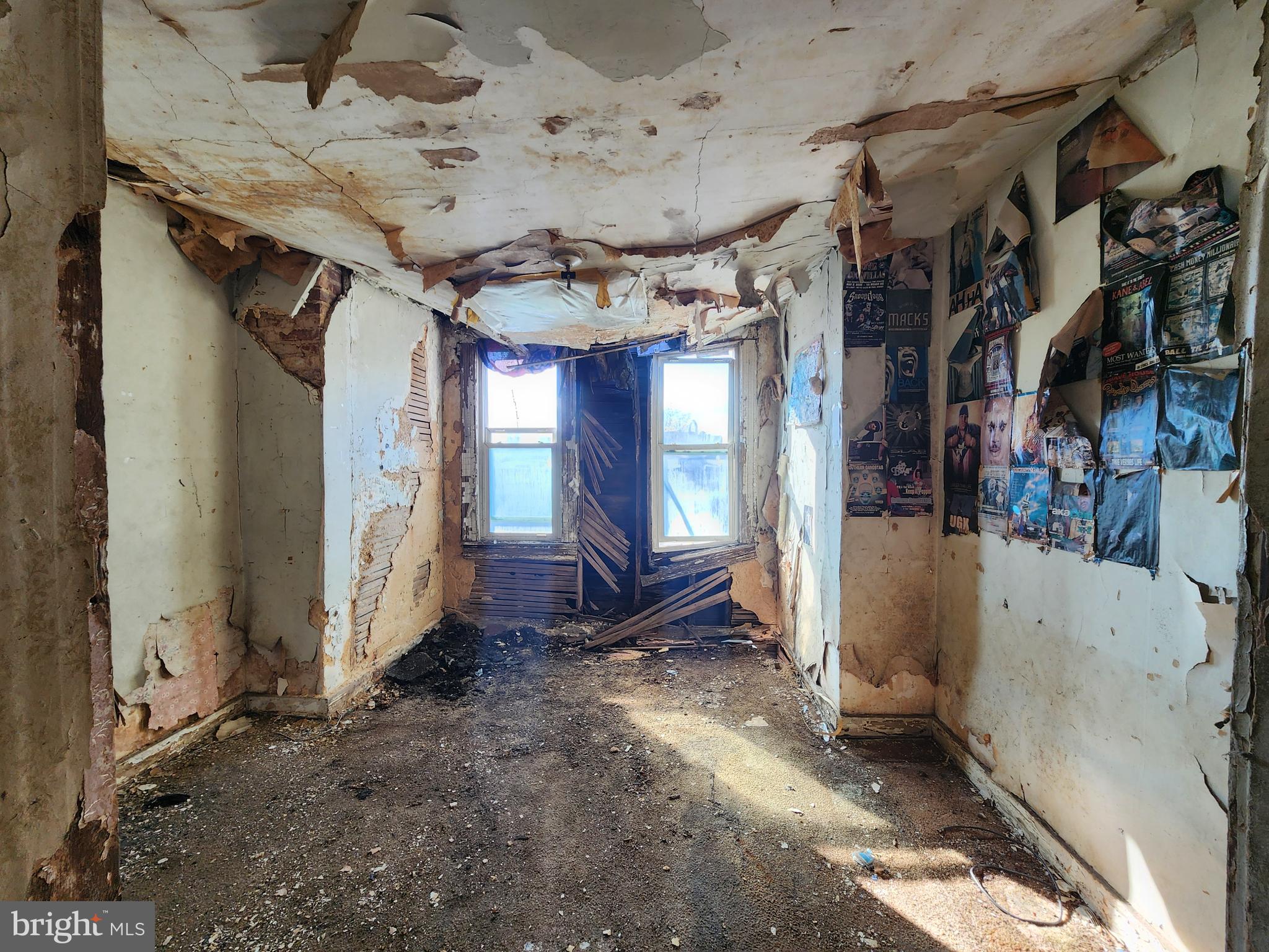 ELLWOOD PARK - Residential