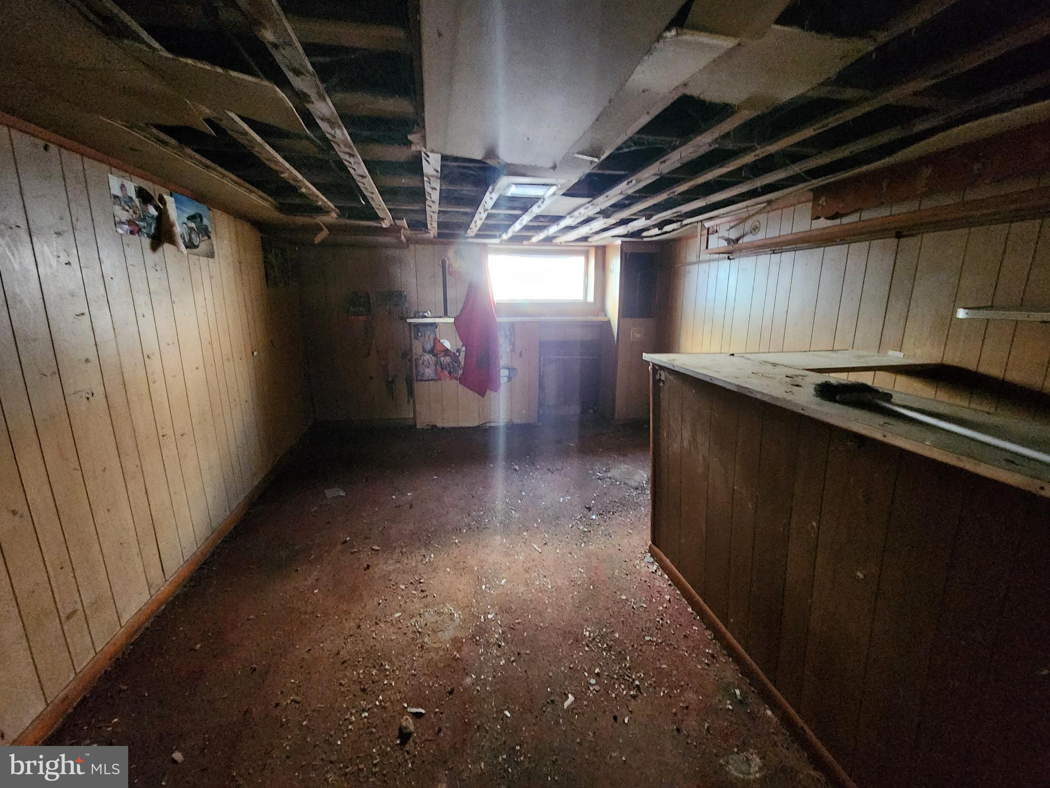 ELLWOOD PARK - Residential