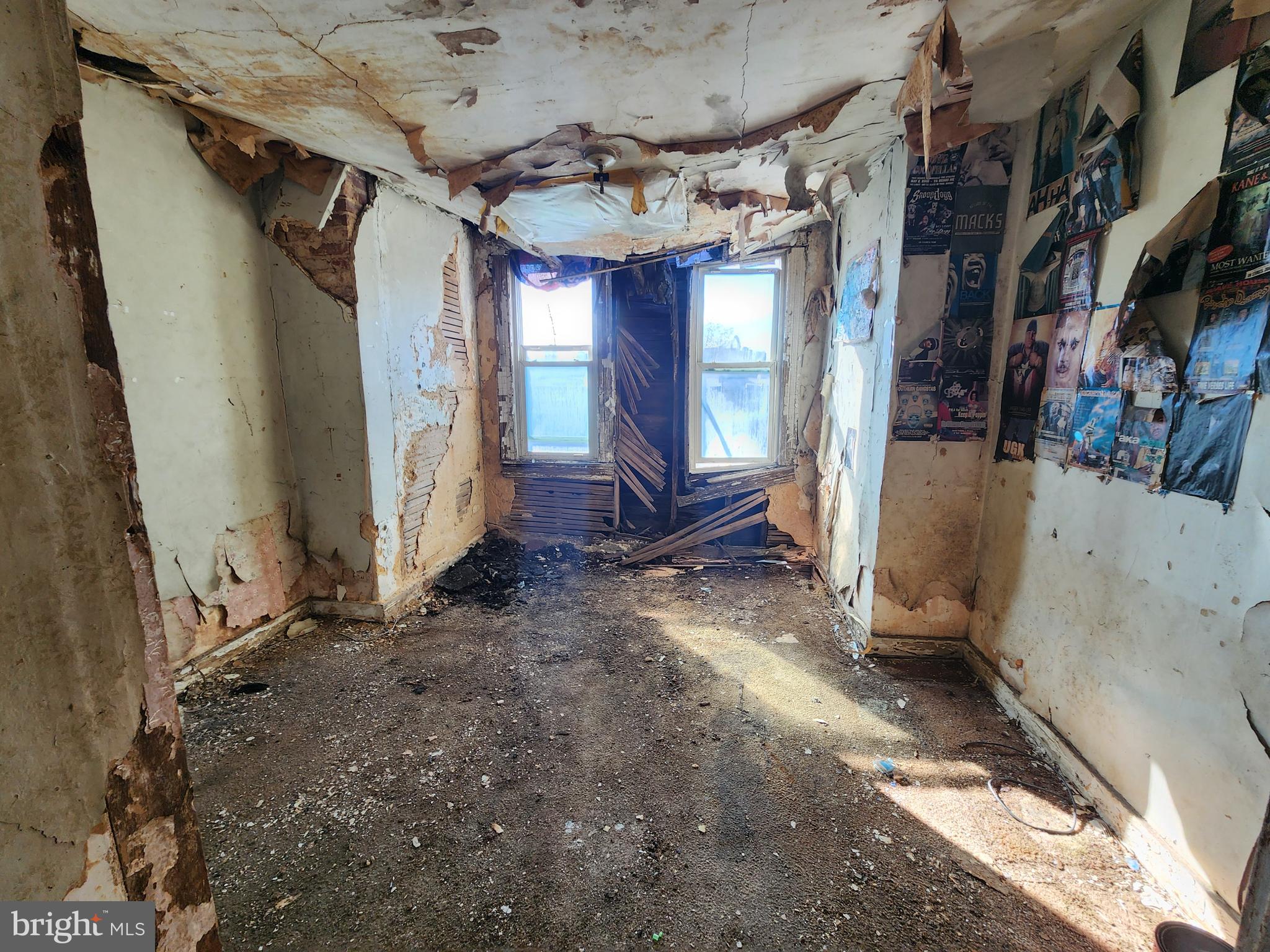 ELLWOOD PARK - Residential