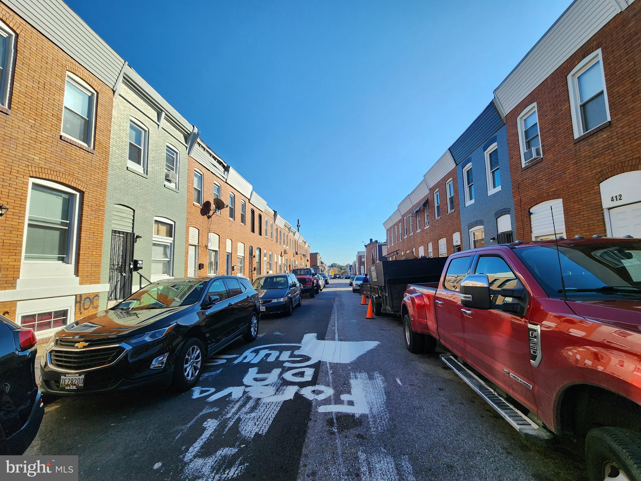 ELLWOOD PARK - Residential