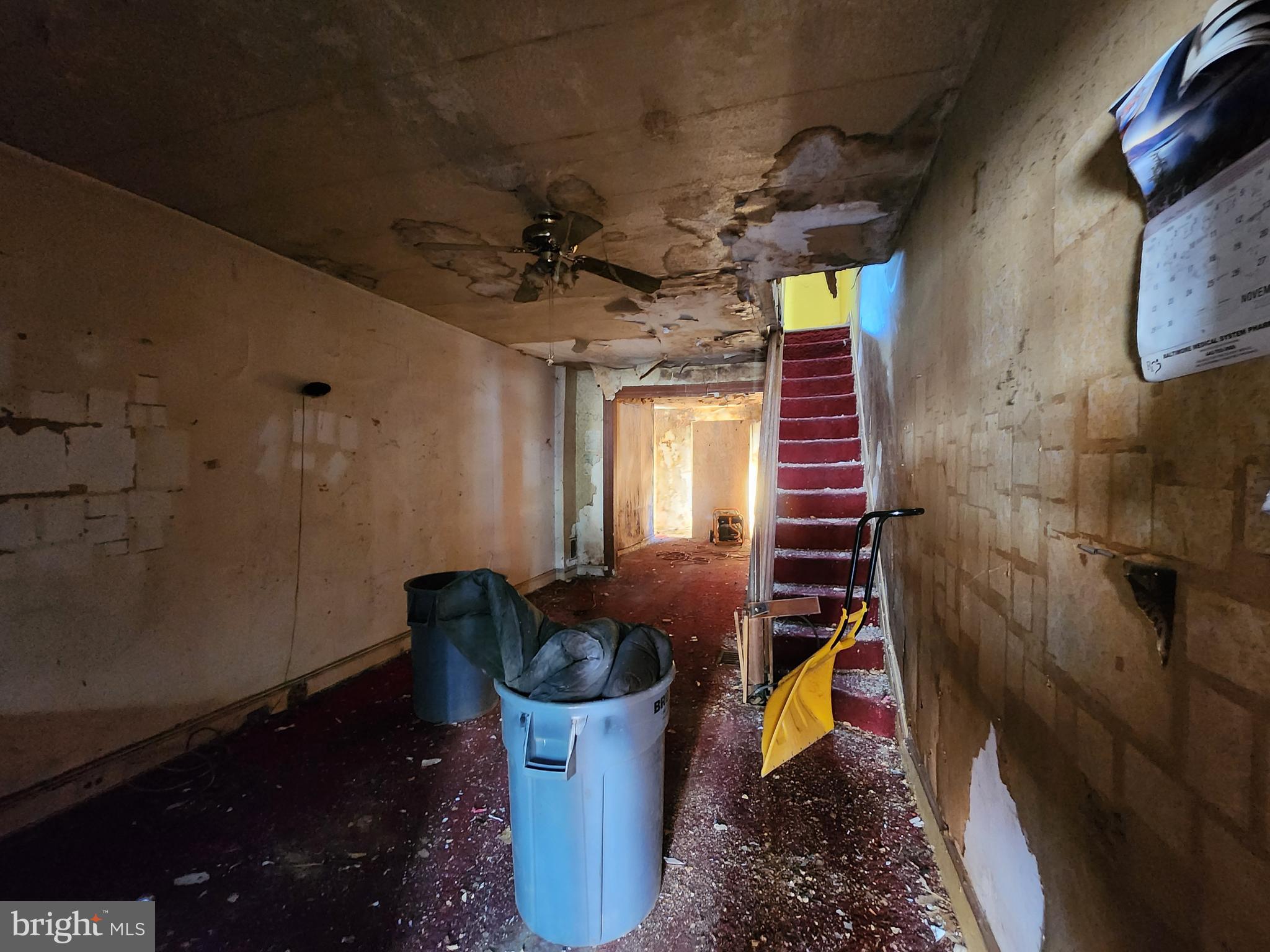 ELLWOOD PARK - Residential