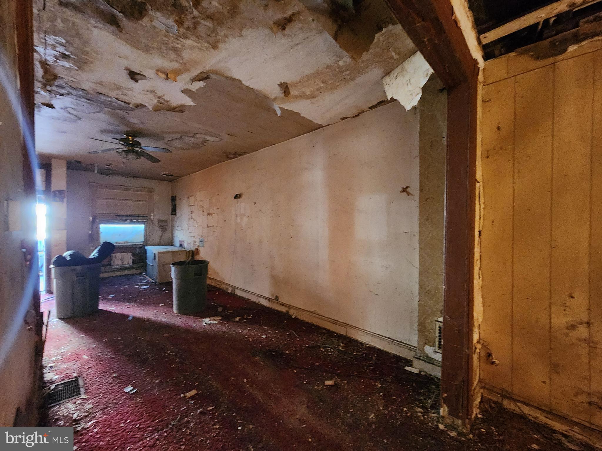 ELLWOOD PARK - Residential