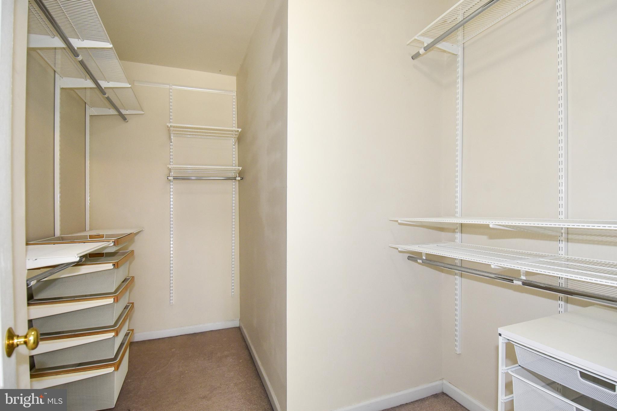 BELMONT LAND BAY - Residential Lease