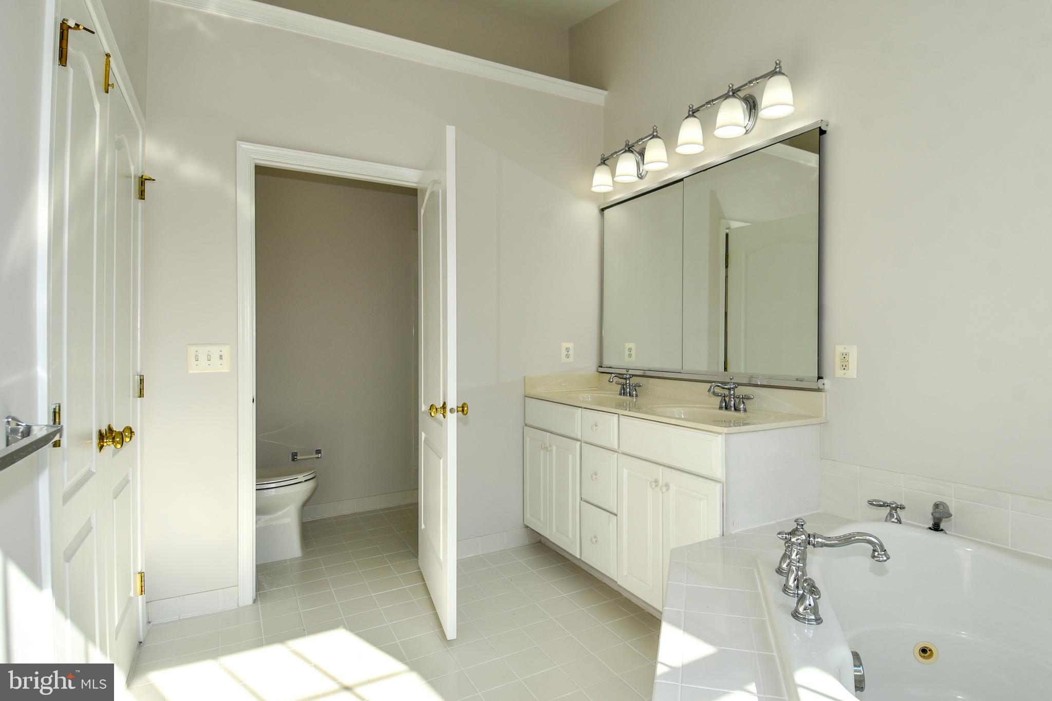 BELMONT LAND BAY - Residential Lease