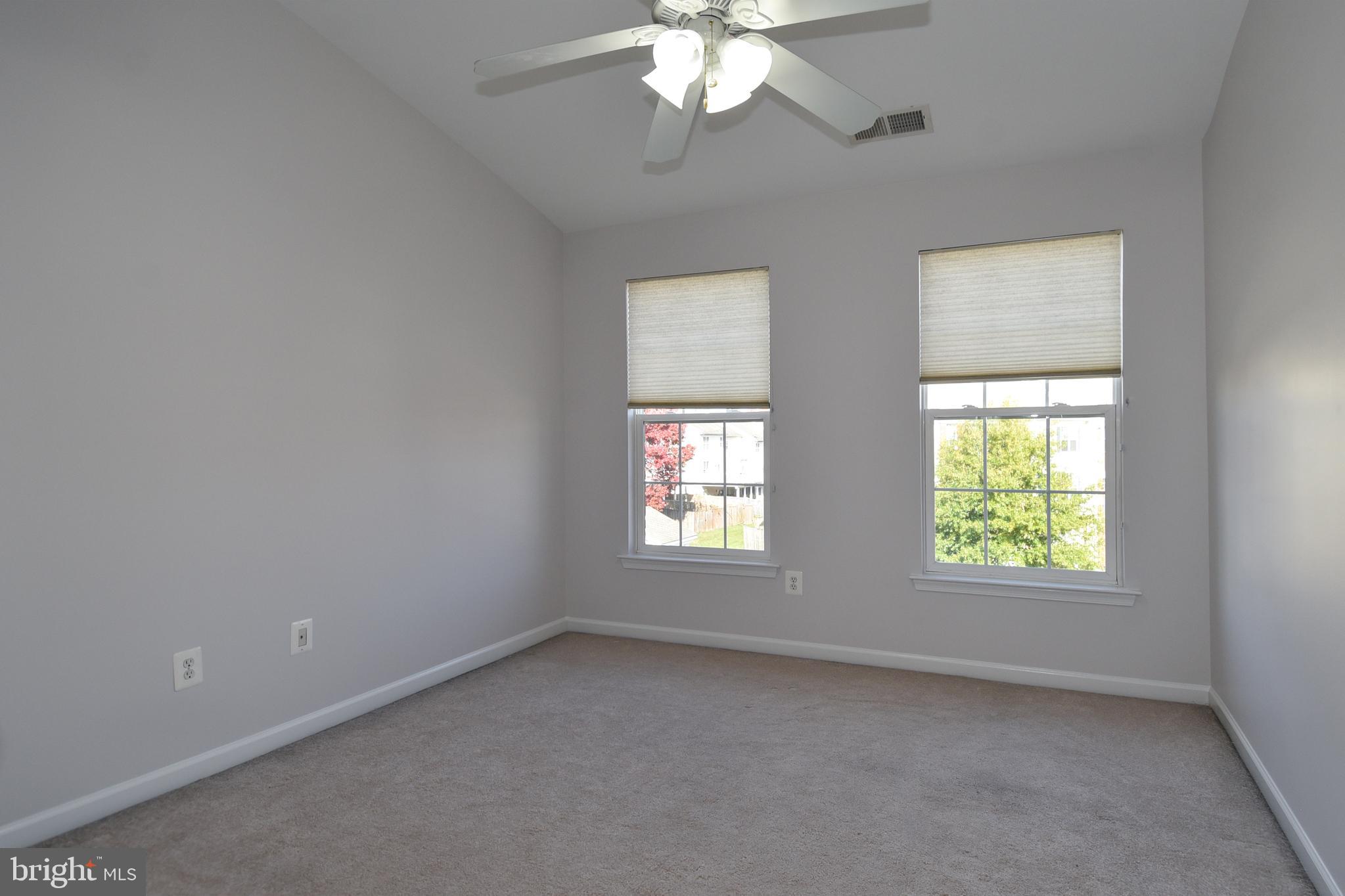 BELMONT LAND BAY - Residential Lease