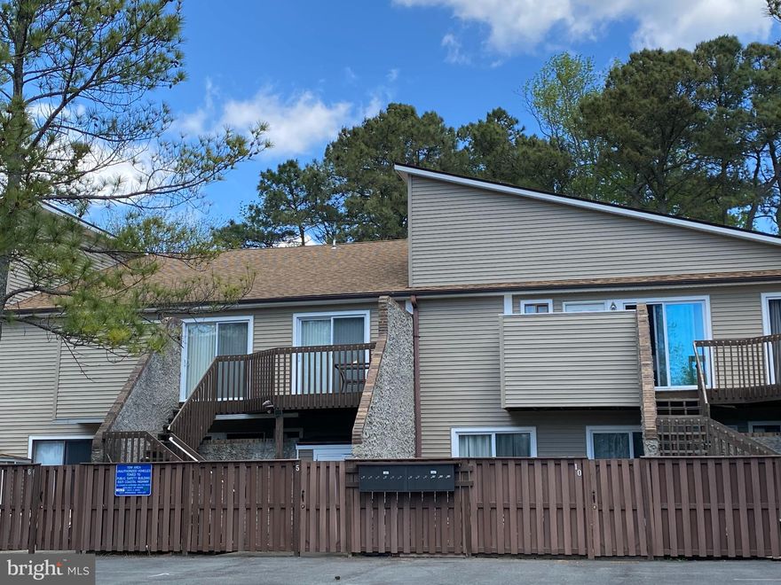 Great location in North Ocean City this two bedroom two bath unit features a private courtyard with large storage shed. Inside features two large bedrooms with two baths. One bath has a large soaking tub and large separate shower. Both baths have newer vanities. Tiled floors and carpet throughout. Southern exposure provides a lot of natural light. This unit has been well taken care of. Short walk to beach, movies, restaurants and attractions.