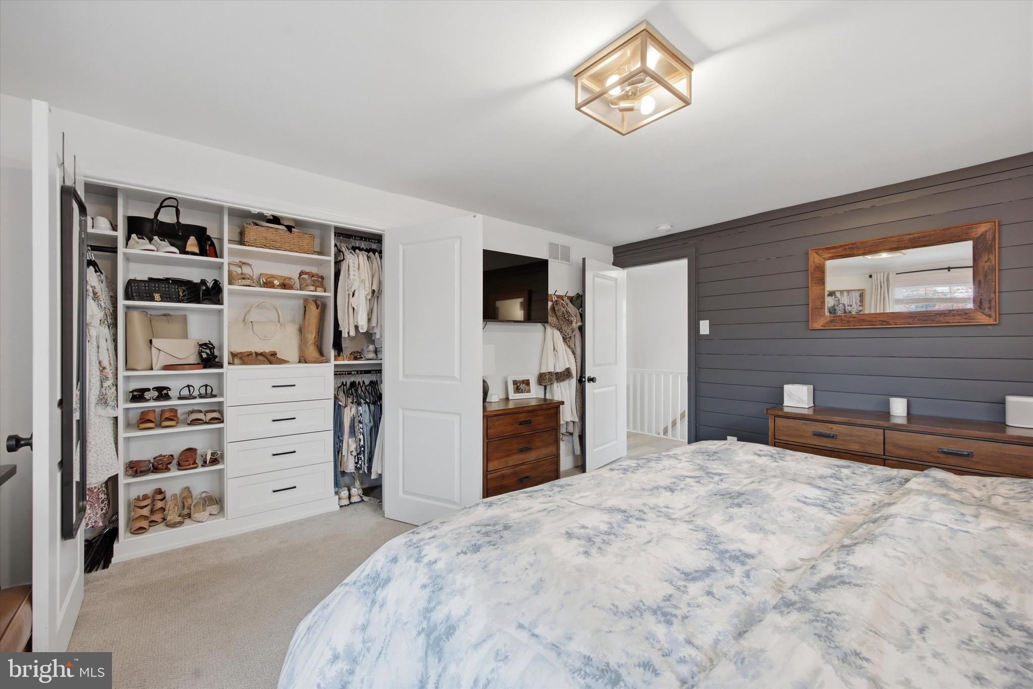 CHATHAM VIL - Residential