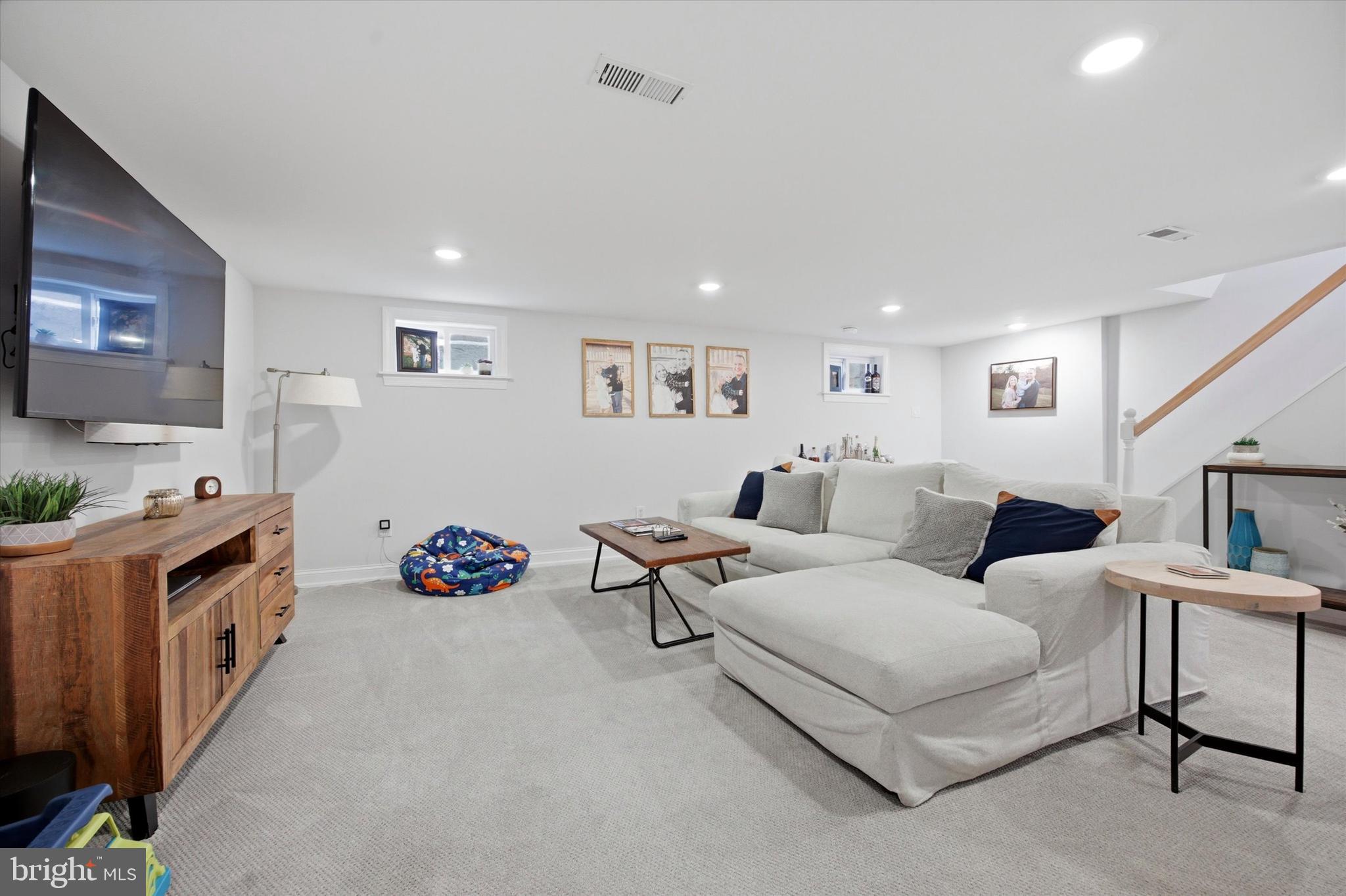 CHATHAM VIL - Residential