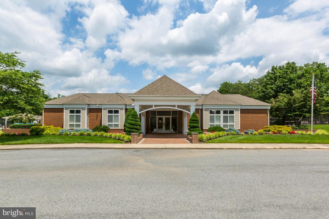 ST CHARLES SUB - HAMPSHIRE - Residential