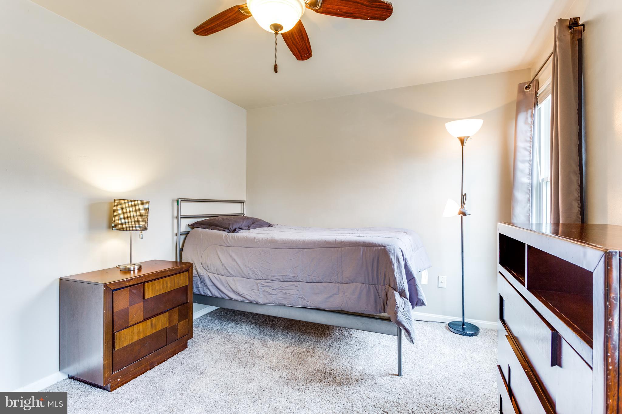 ST CHARLES SUB - HAMPSHIRE - Residential