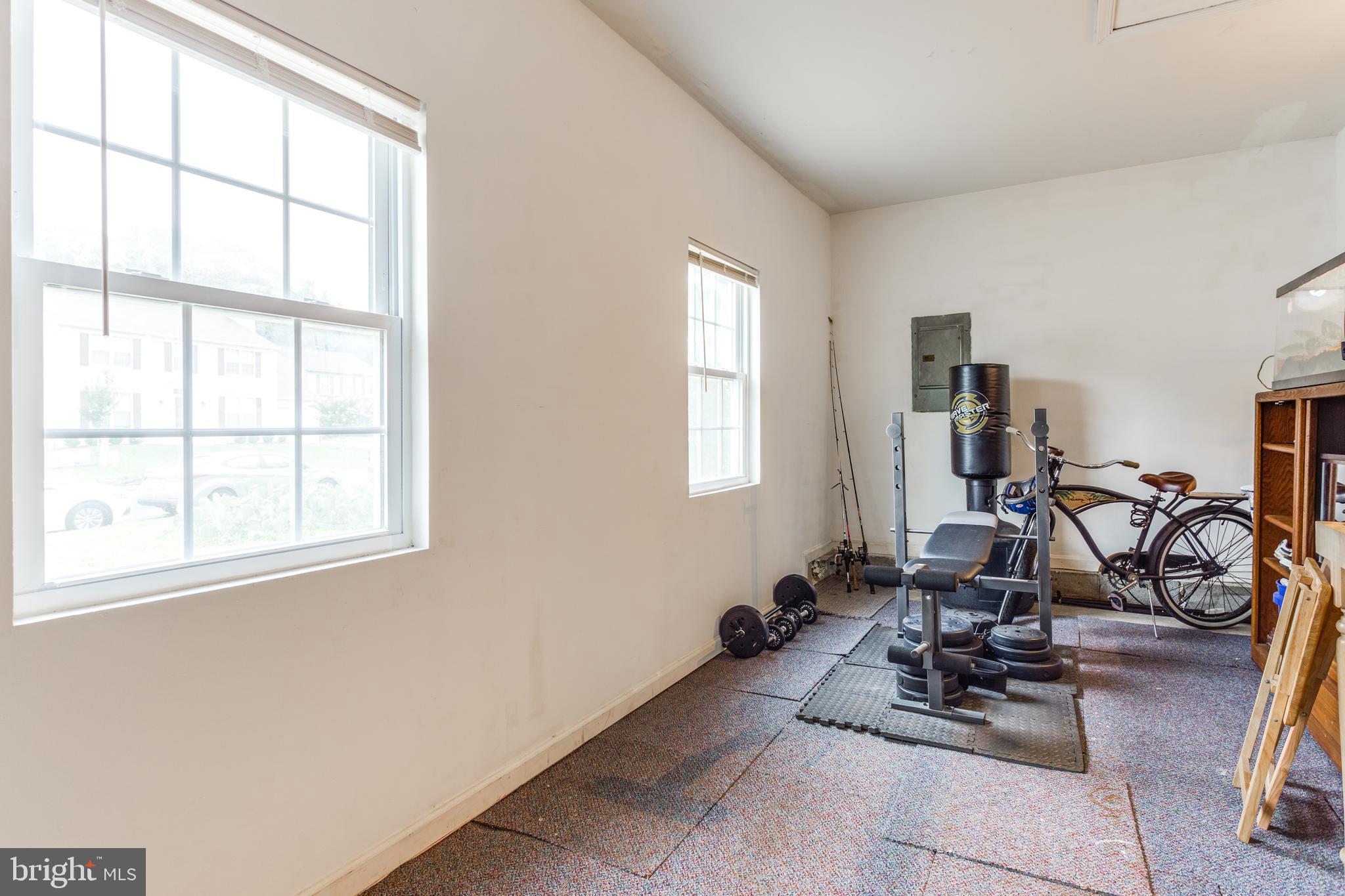 ST CHARLES SUB - HAMPSHIRE - Residential