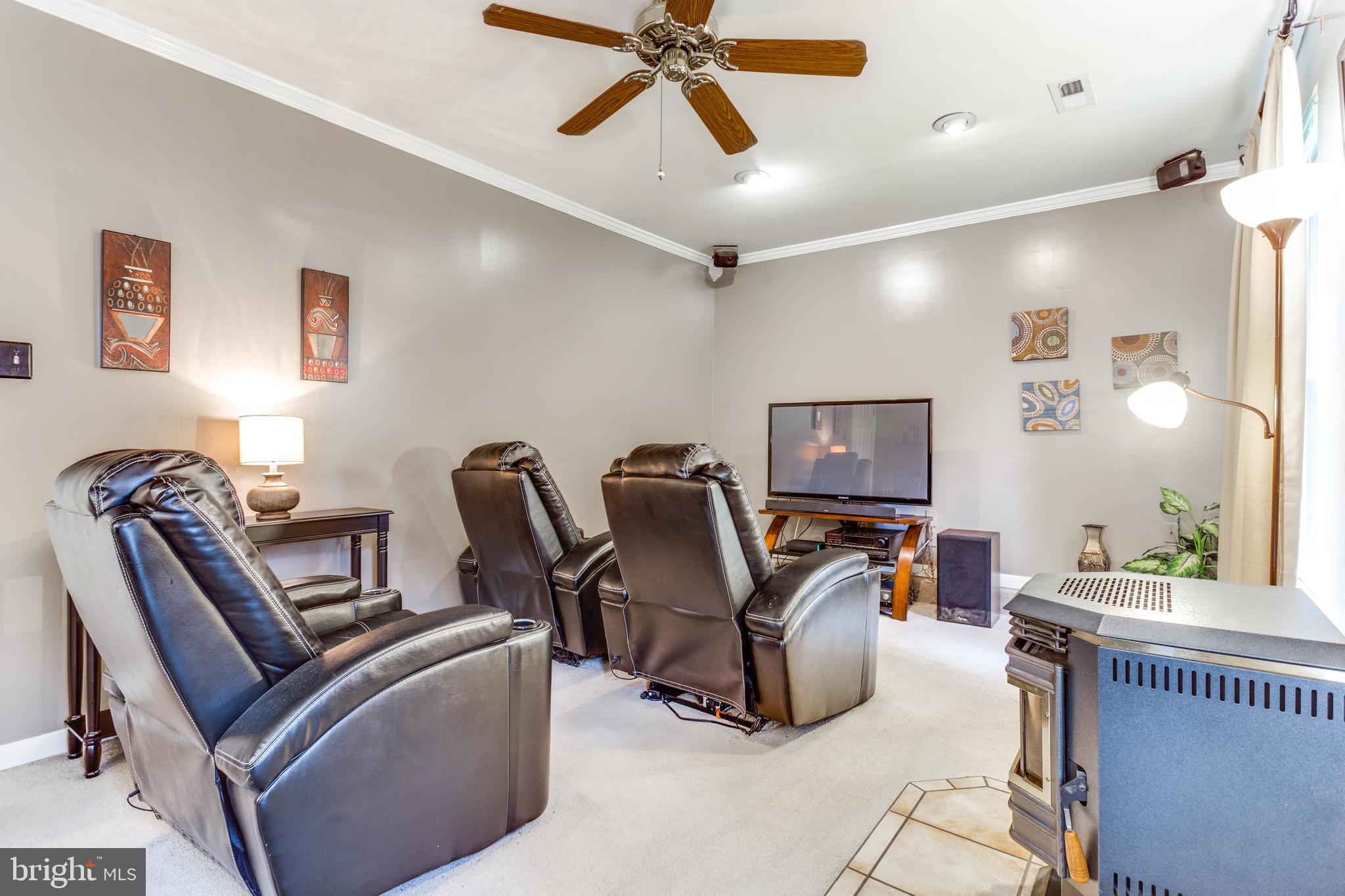 ST CHARLES SUB - HAMPSHIRE - Residential