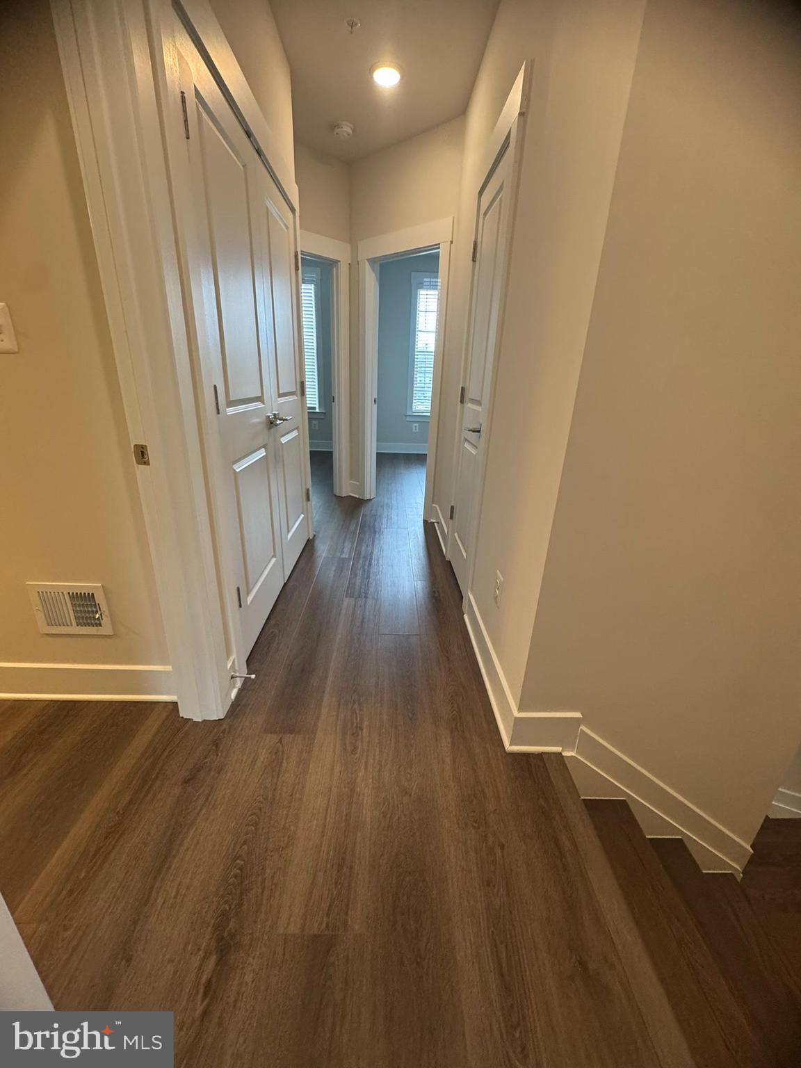 MACALLAN CROSSING - Residential Lease