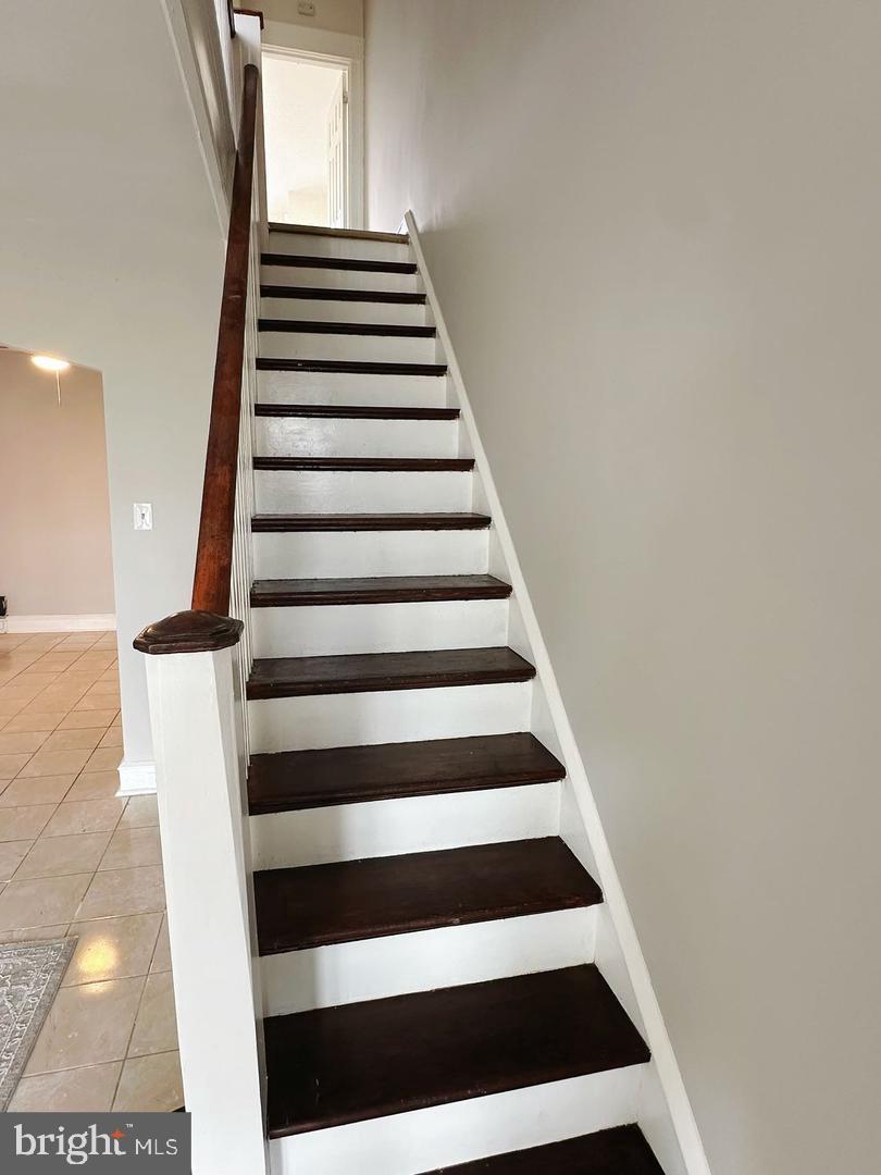 MAYFAIR (EAST) - Residential