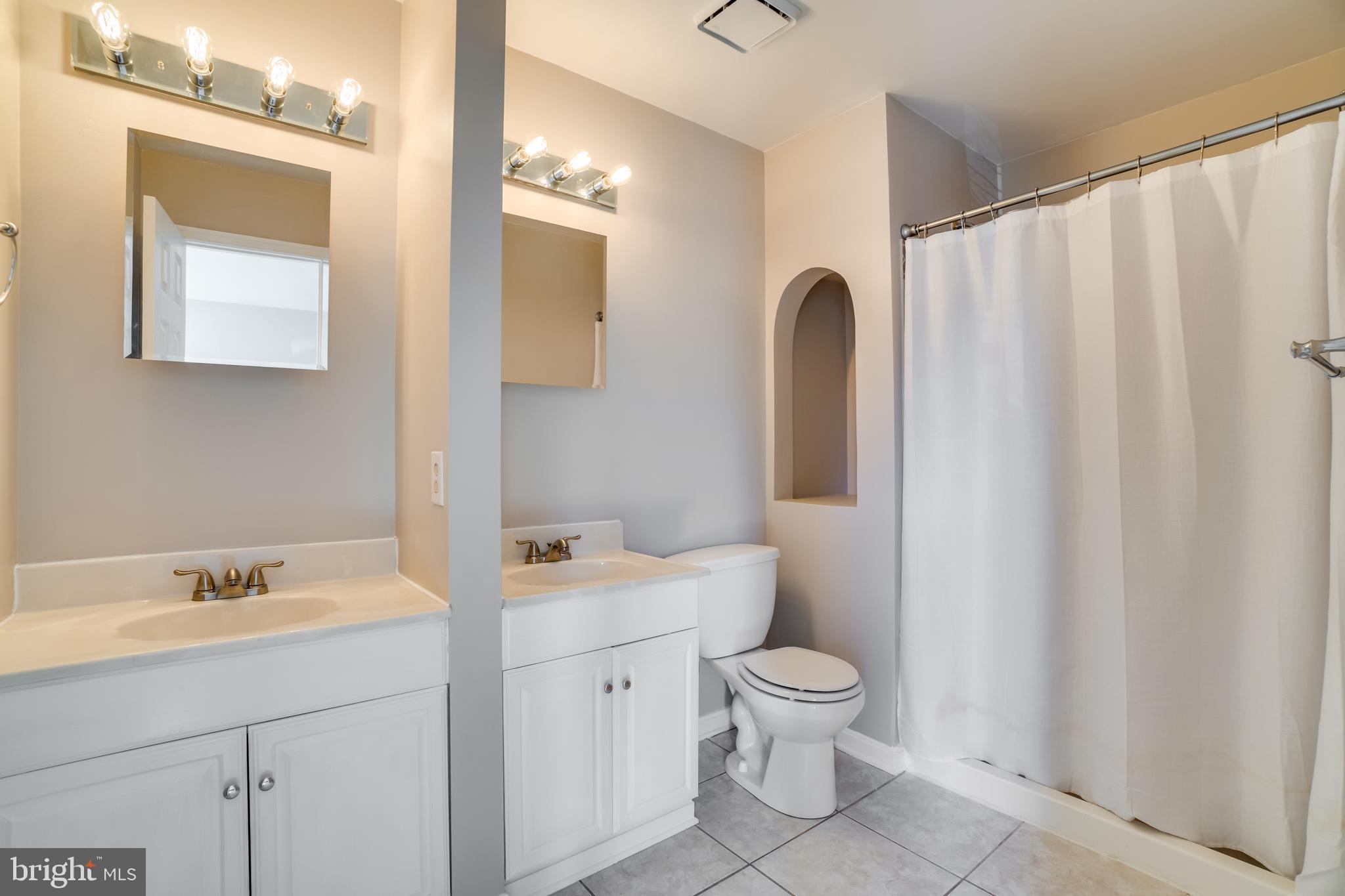 CABIN CREEKWOOD - Residential