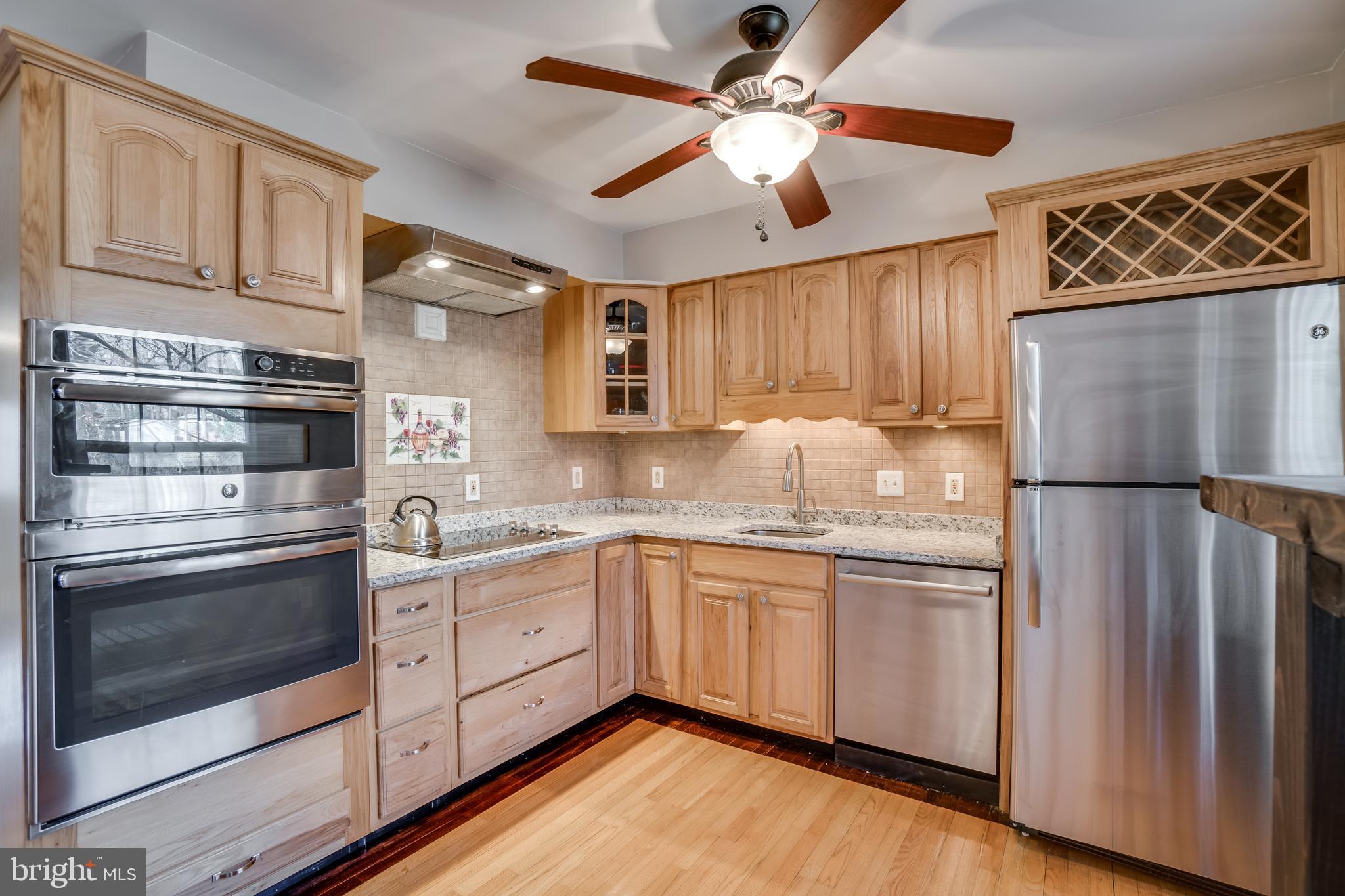 CABIN CREEKWOOD - Residential