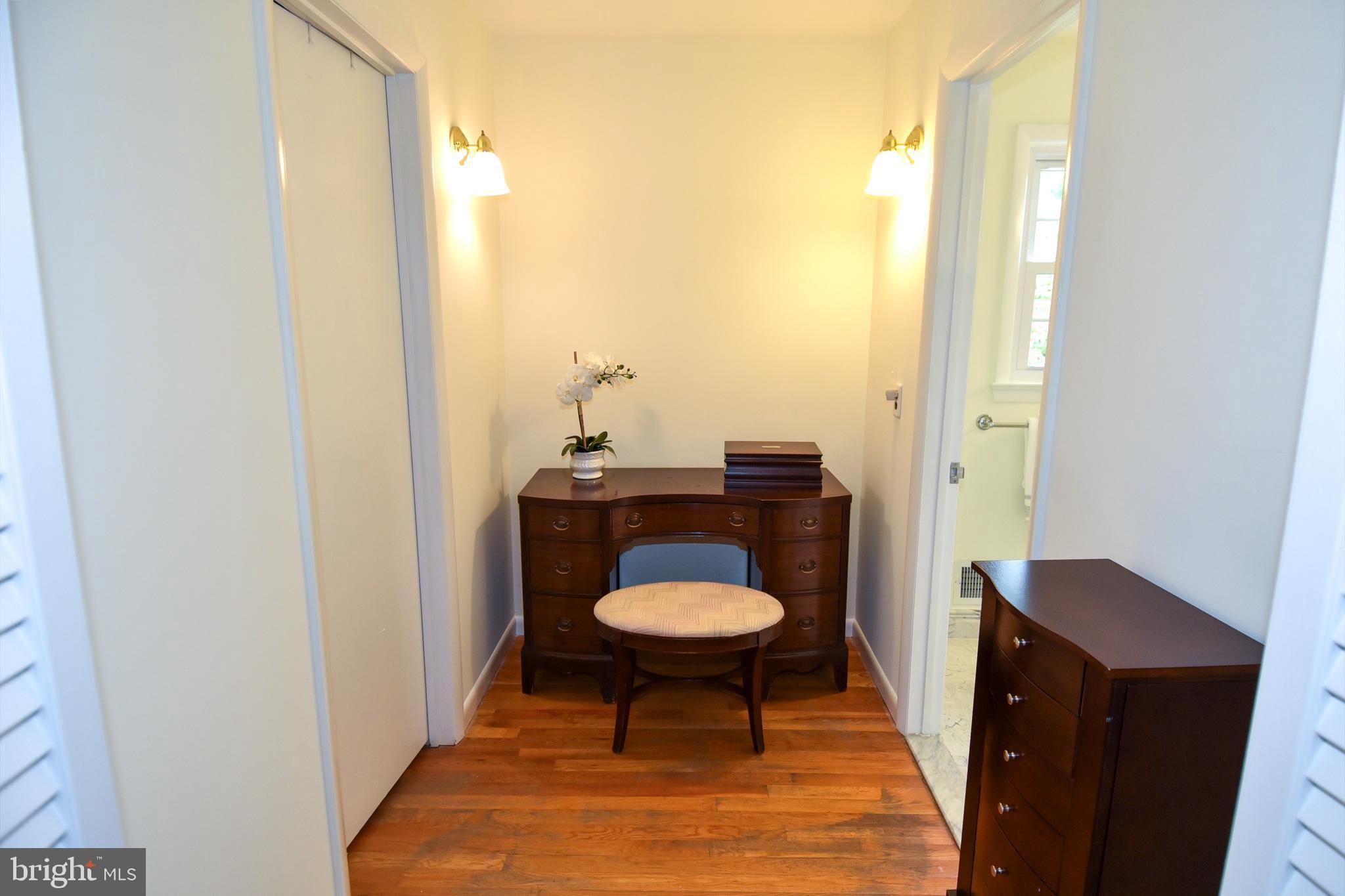 FAIRVIEW ESTATES - Residential