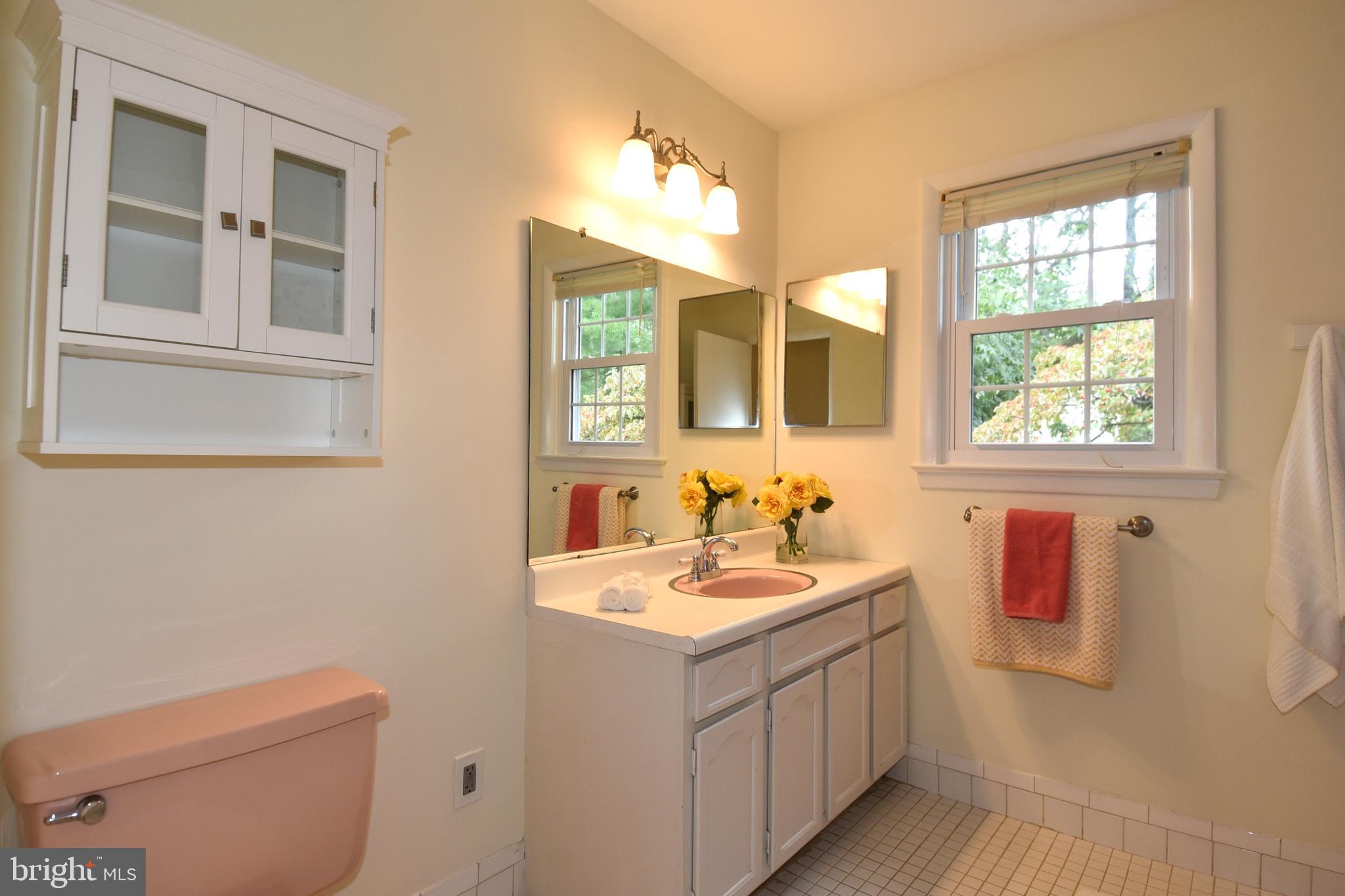 FAIRVIEW ESTATES - Residential