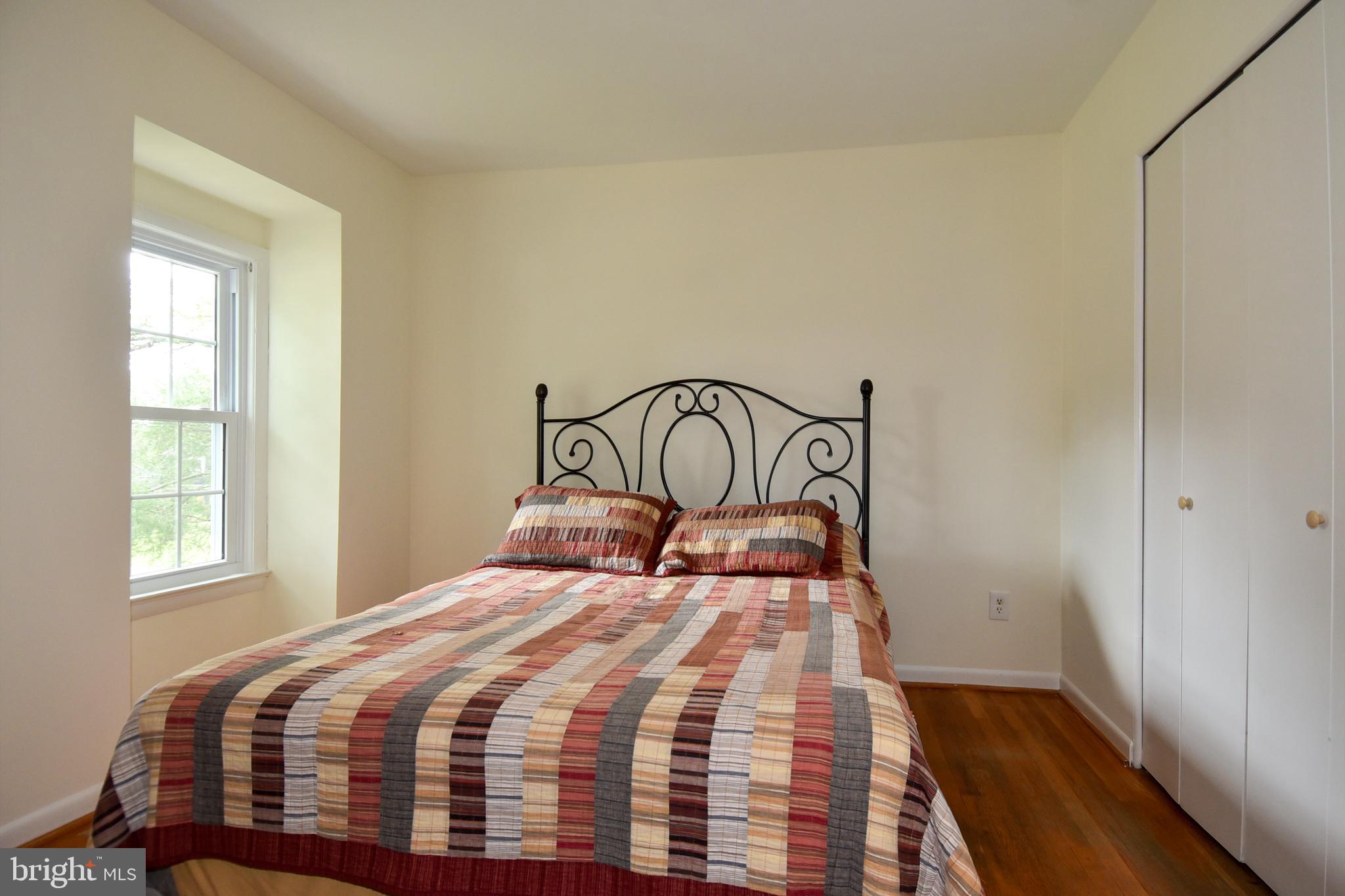 FAIRVIEW ESTATES - Residential