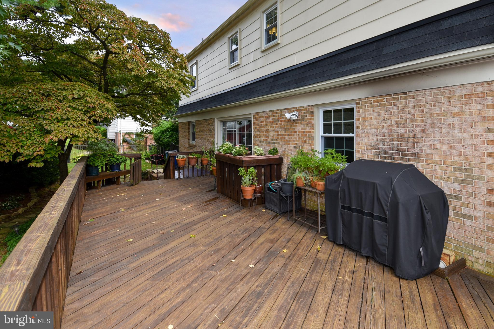 FAIRVIEW ESTATES - Residential