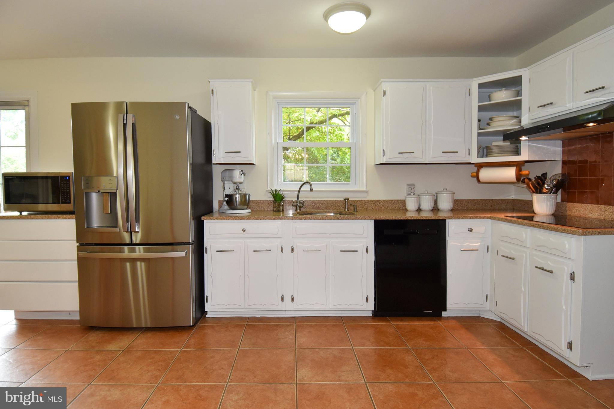 FAIRVIEW ESTATES - Residential