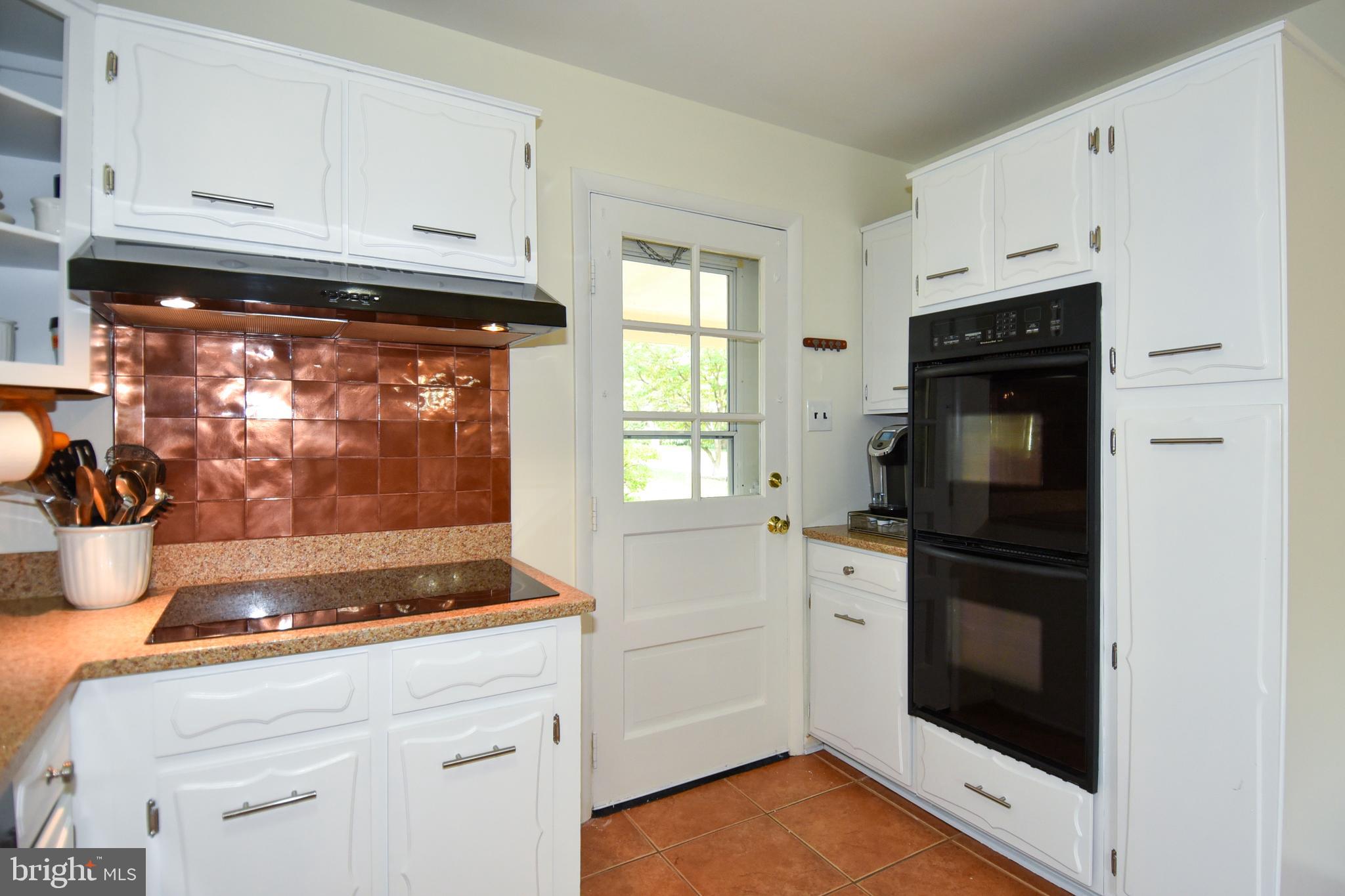 FAIRVIEW ESTATES - Residential