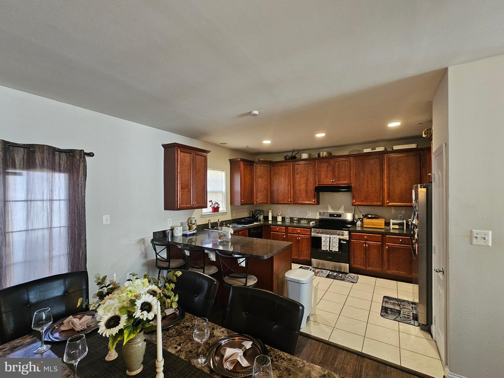 RIVERWATCH COMMONS - Residential