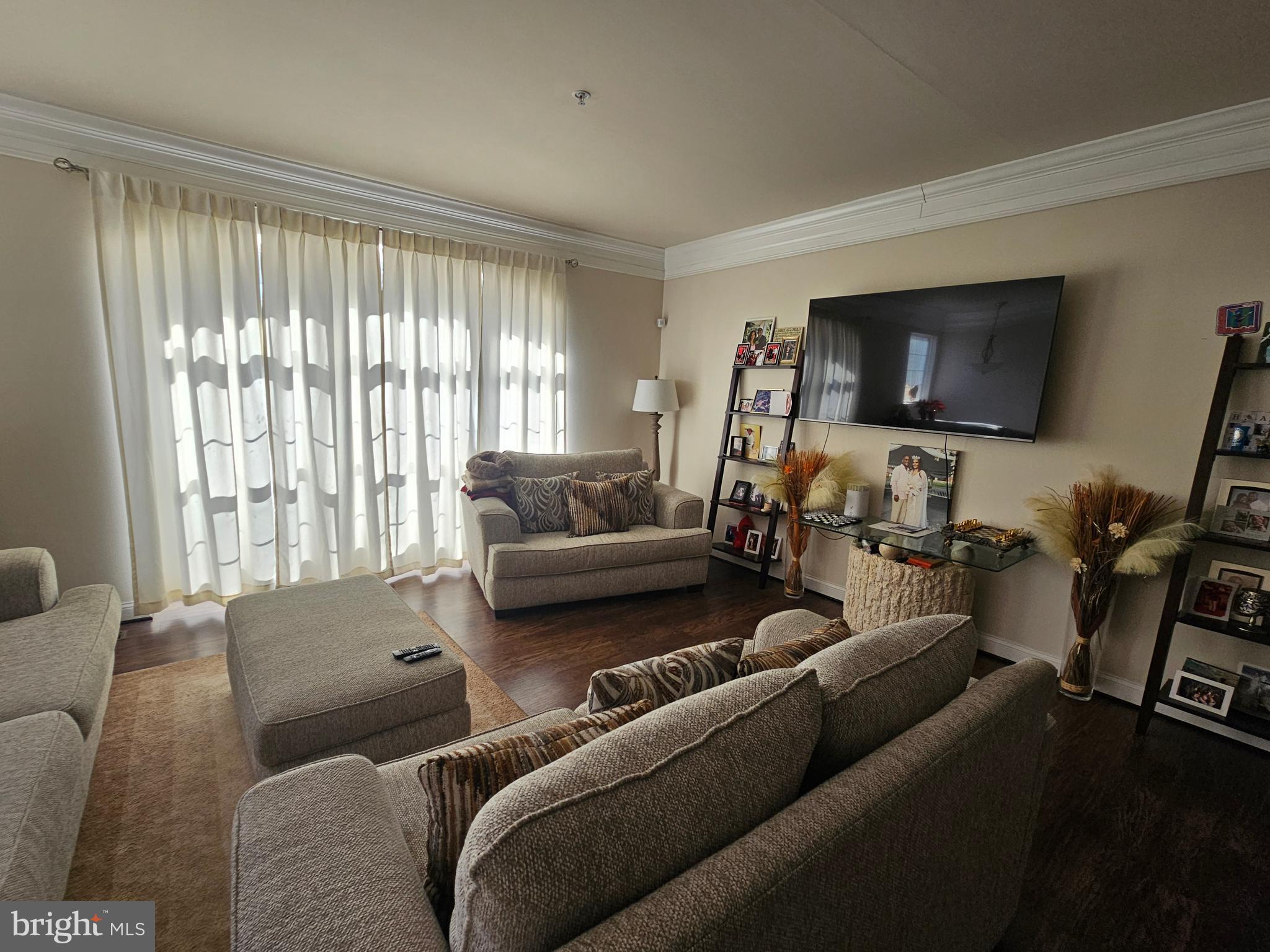 RIVERWATCH COMMONS - Residential