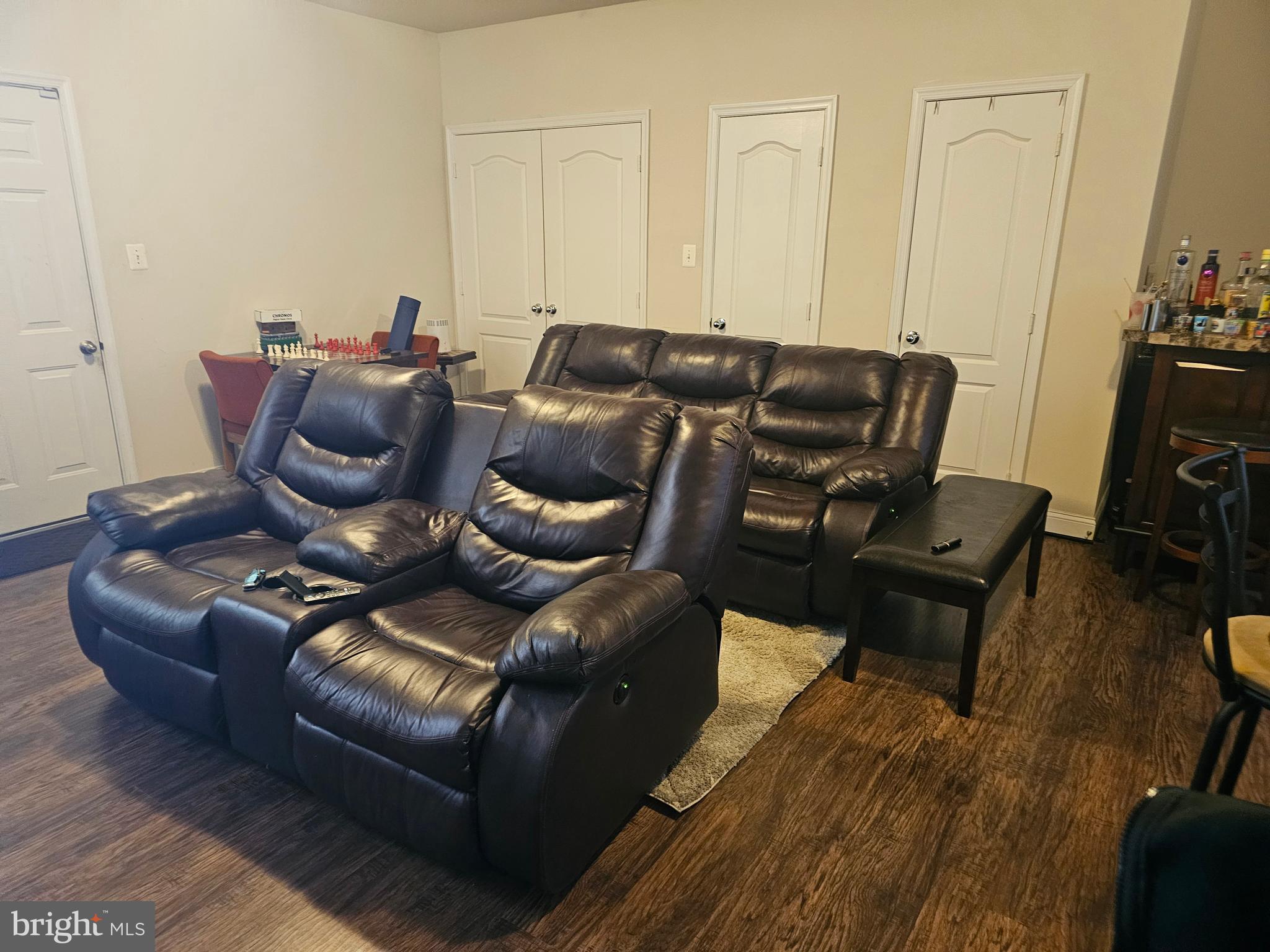 RIVERWATCH COMMONS - Residential