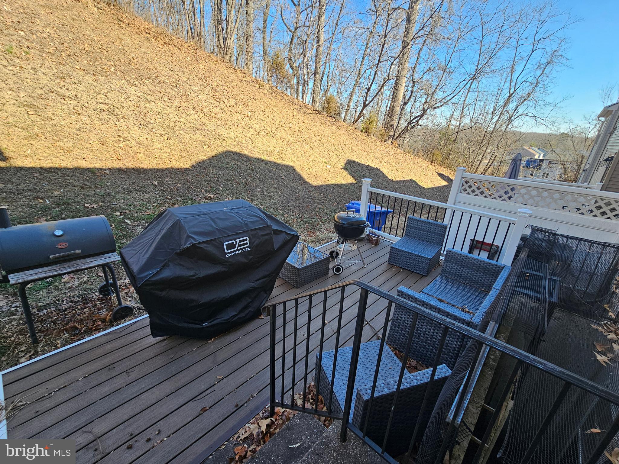 RIVERWATCH COMMONS - Residential