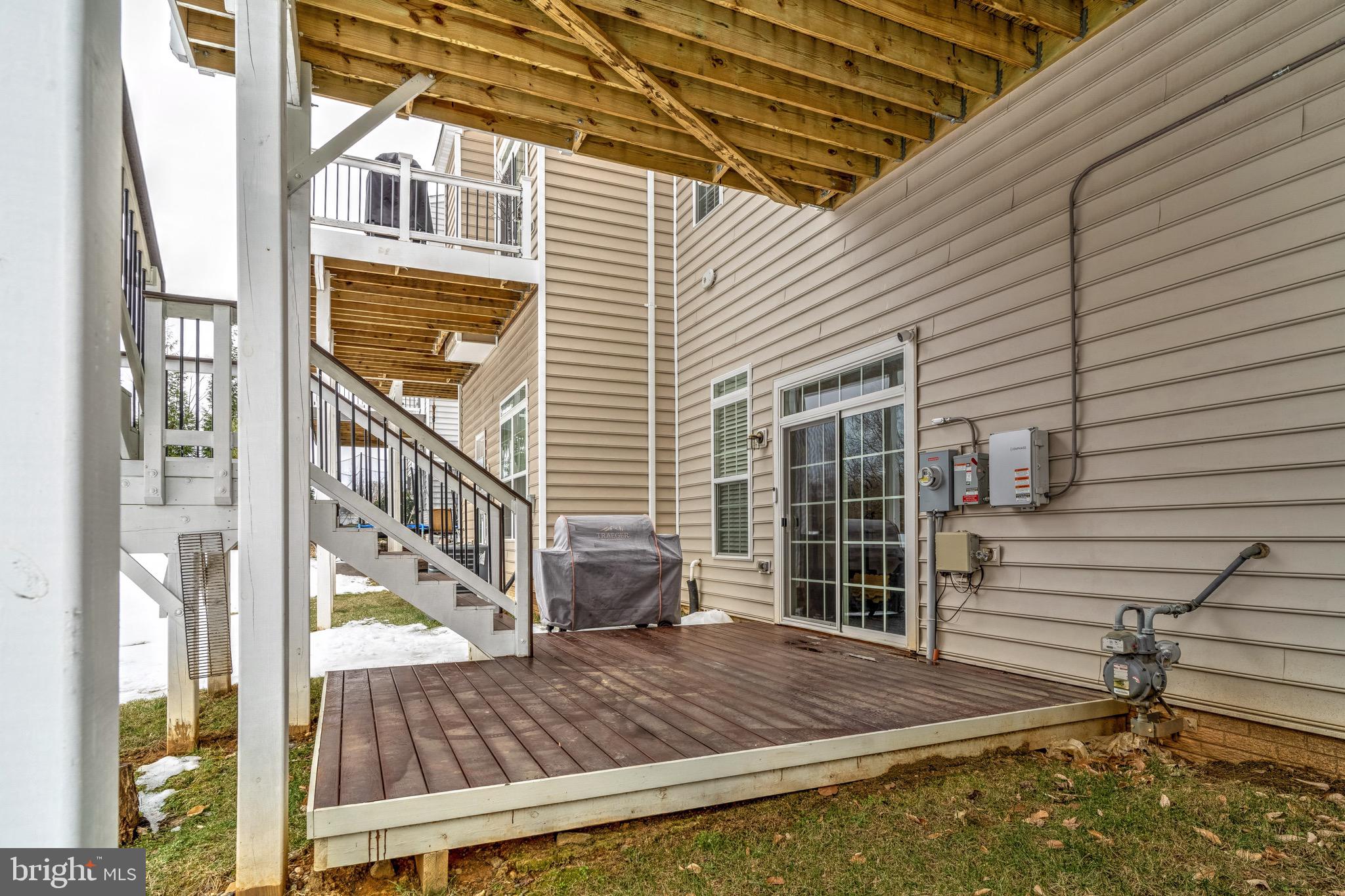 COWAN CROSSING - Residential