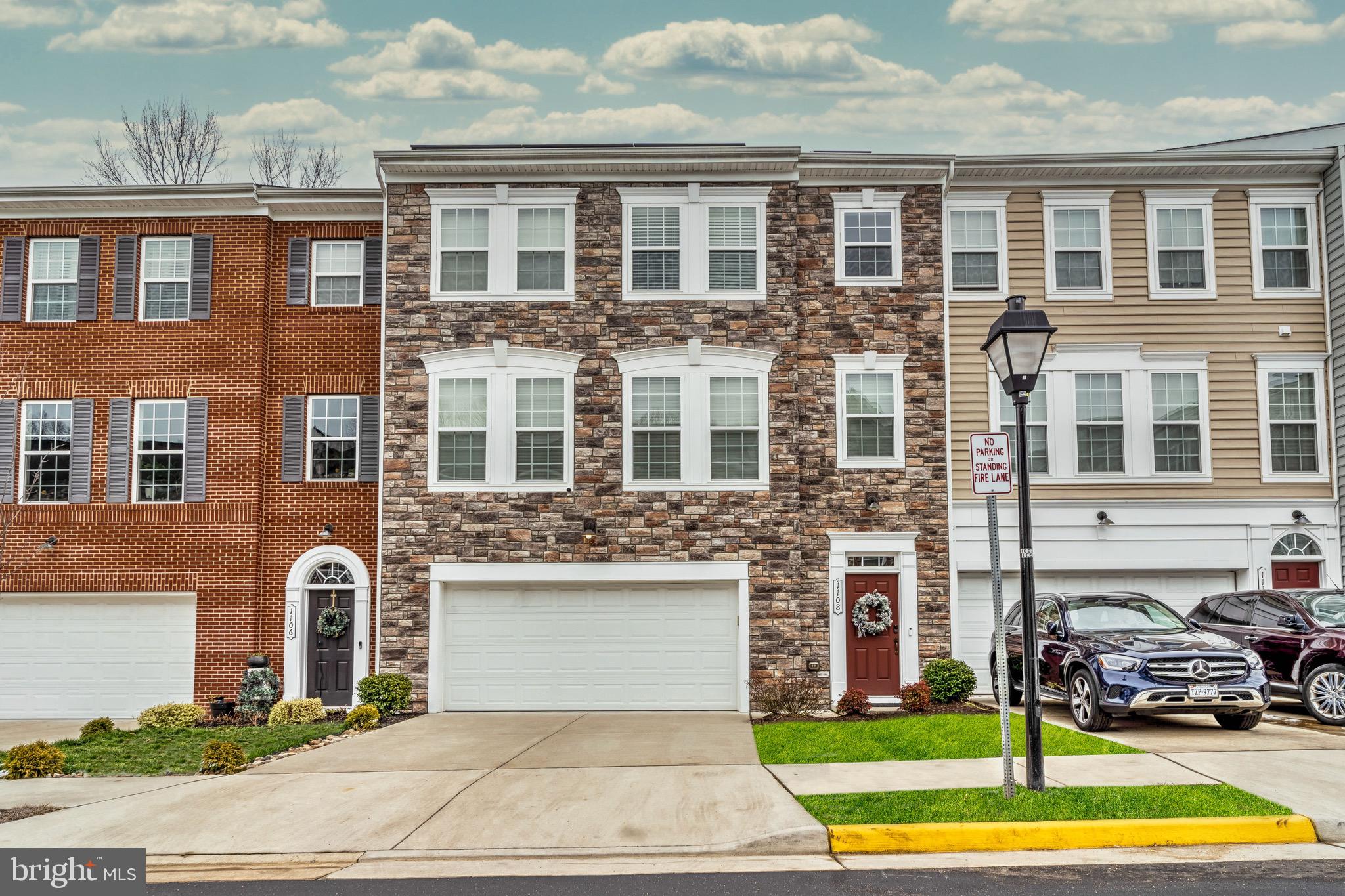 COWAN CROSSING - Residential