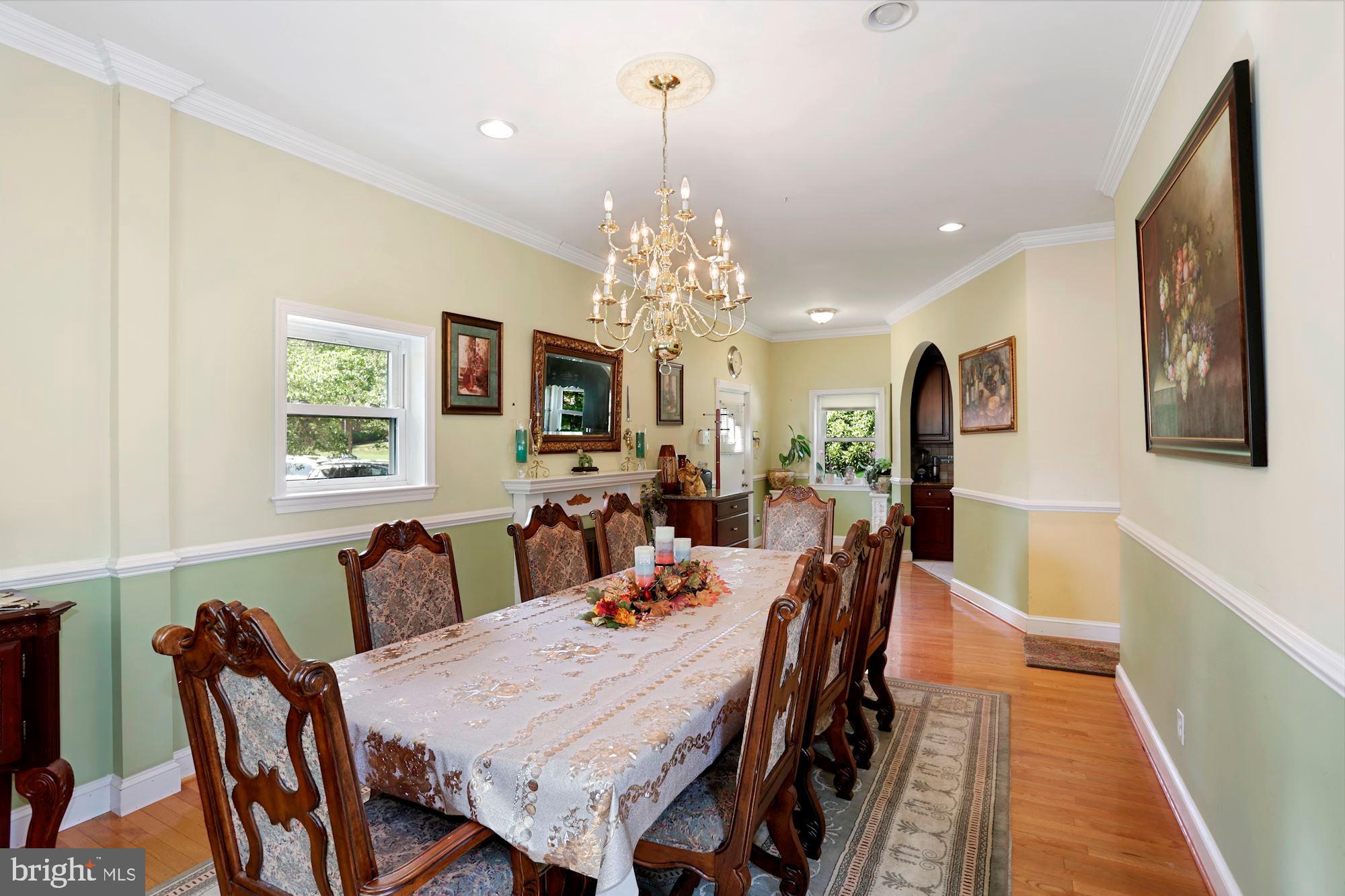 BROYHILL PARK - Residential