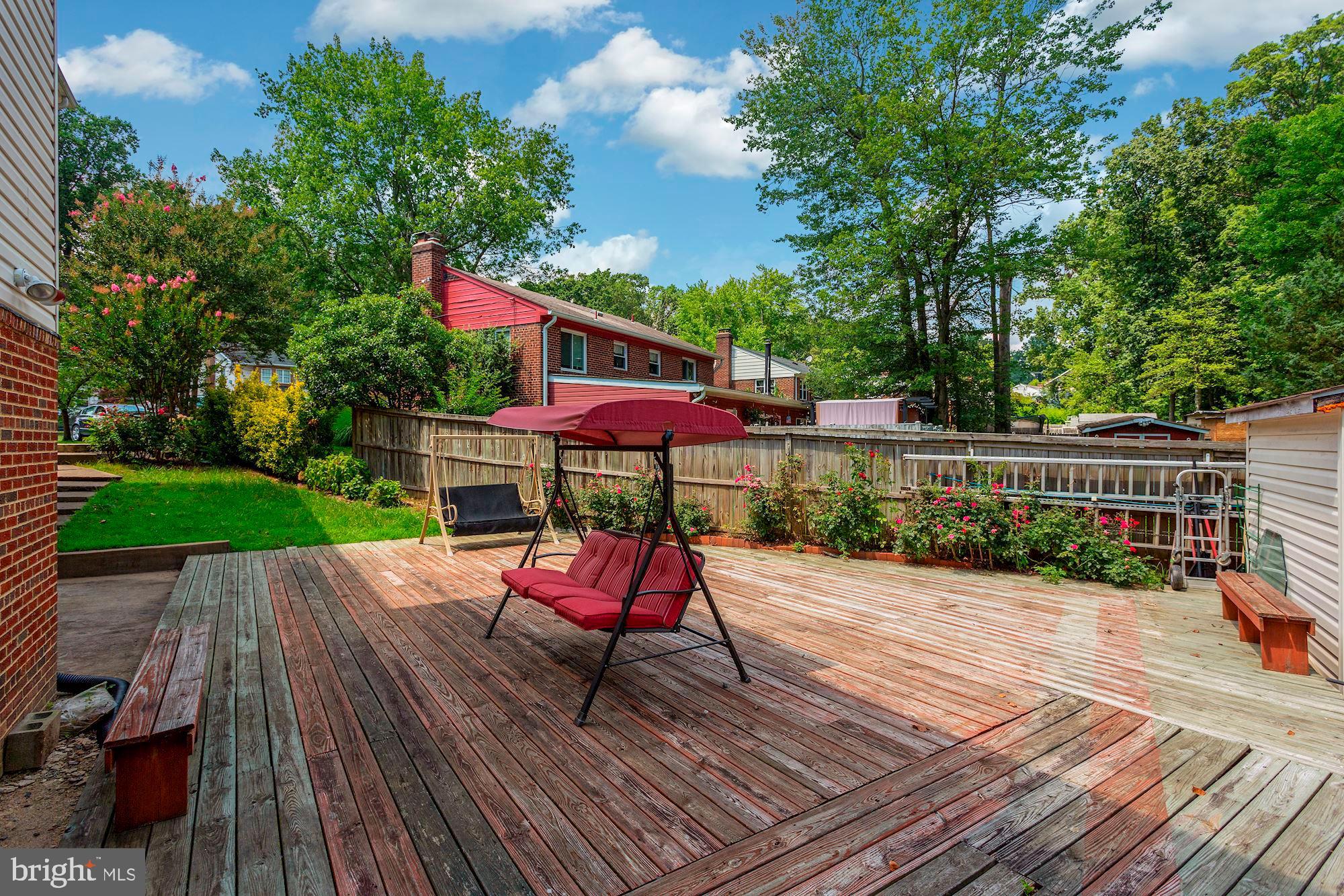 BROYHILL PARK - Residential