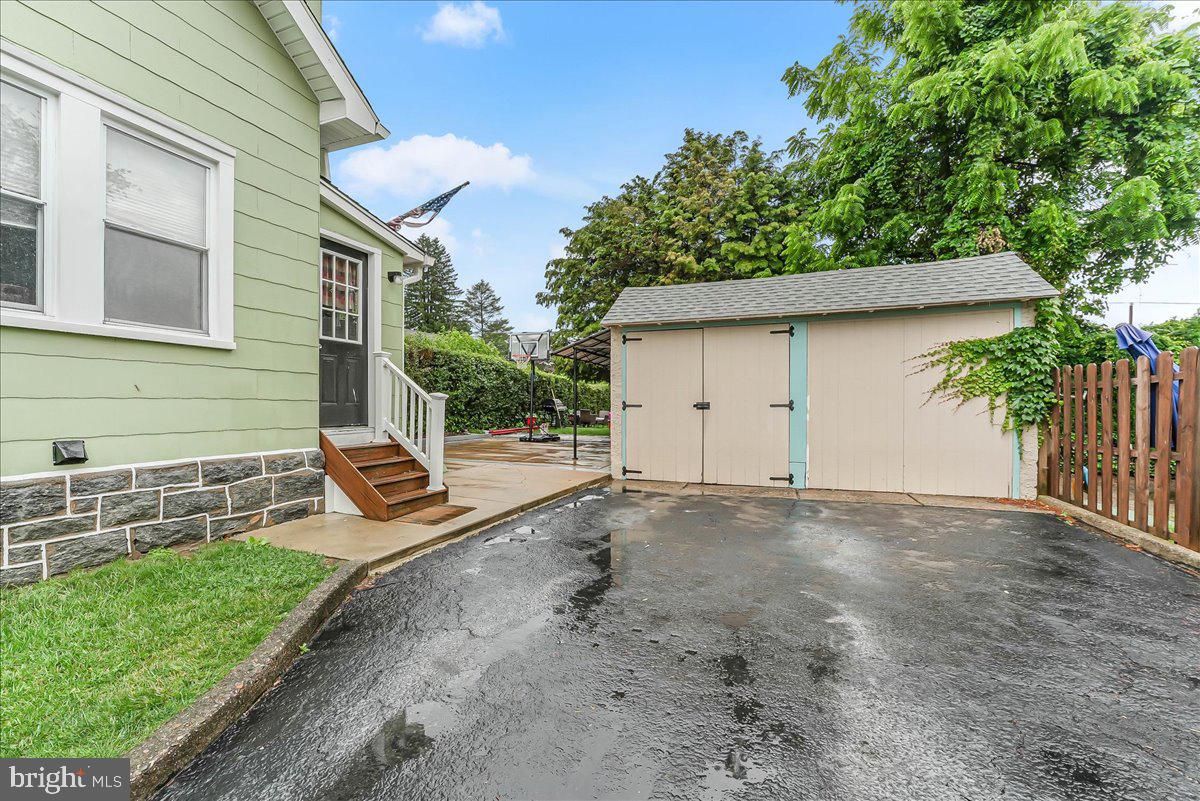 DREXEL HILL - Residential