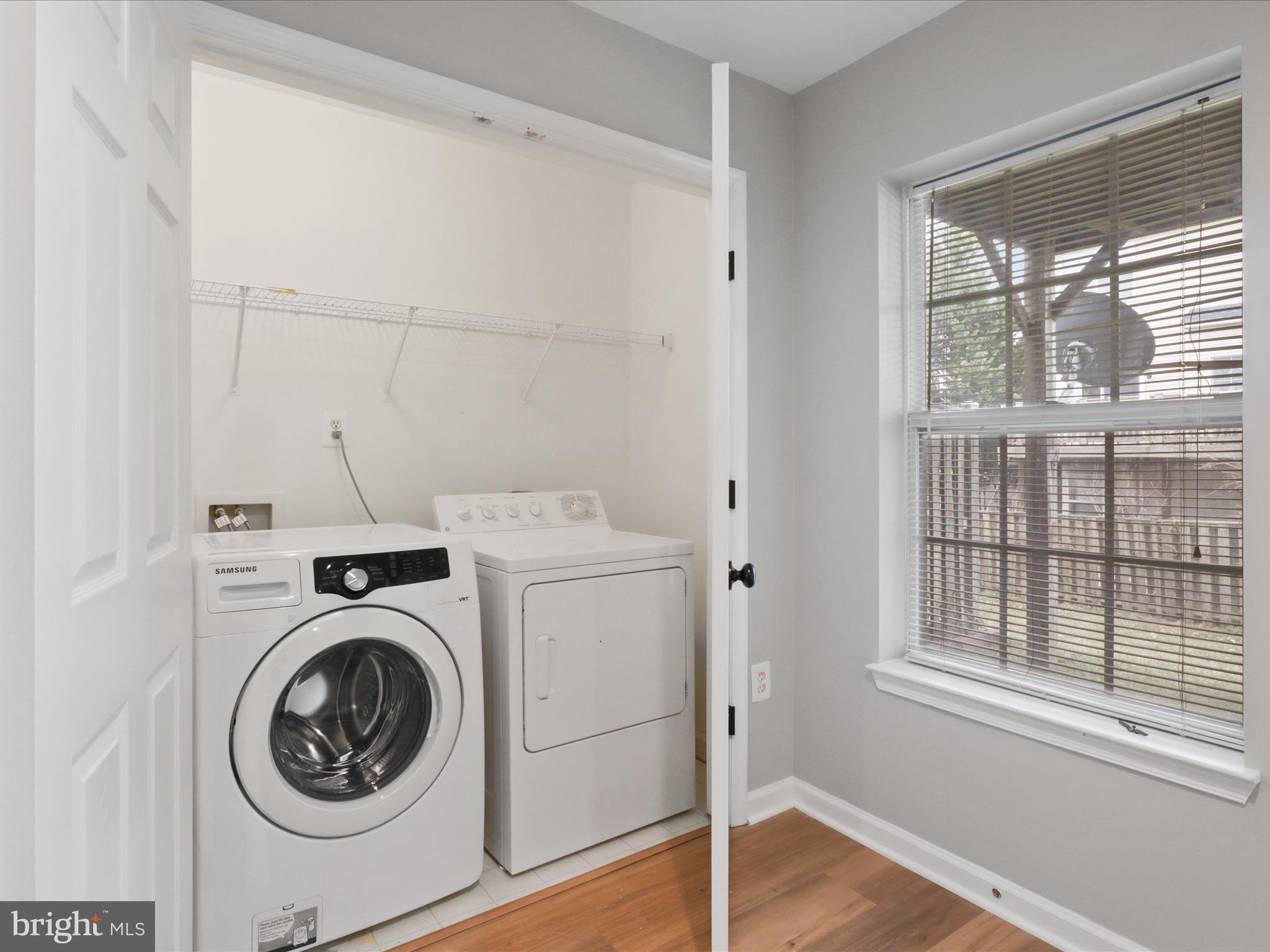 MCNAIR FARMS LANDBAY - Residential