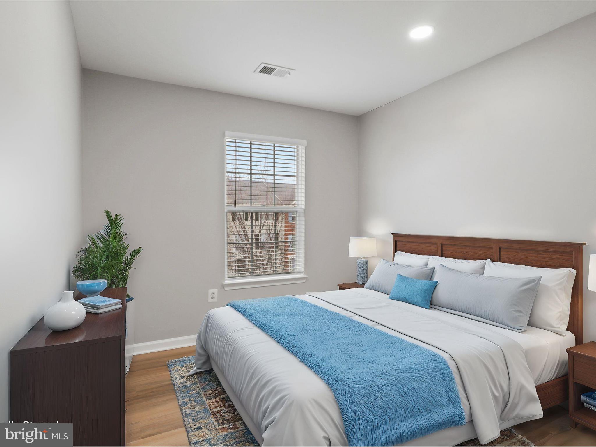 MCNAIR FARMS LANDBAY - Residential