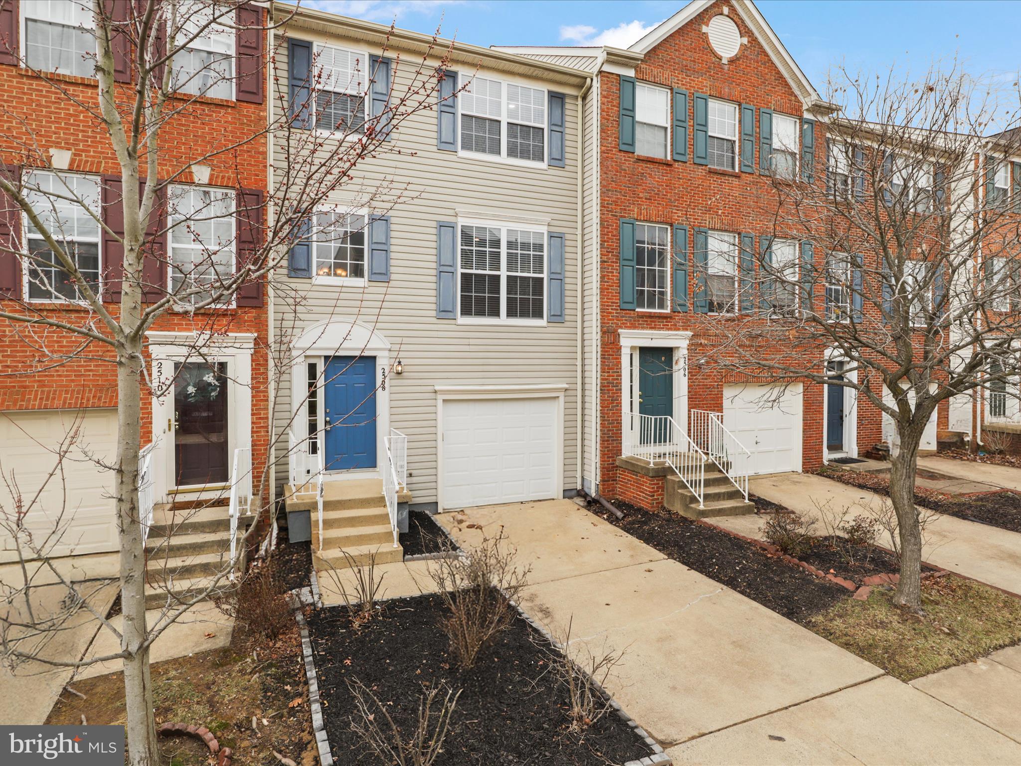 MCNAIR FARMS LANDBAY - Residential