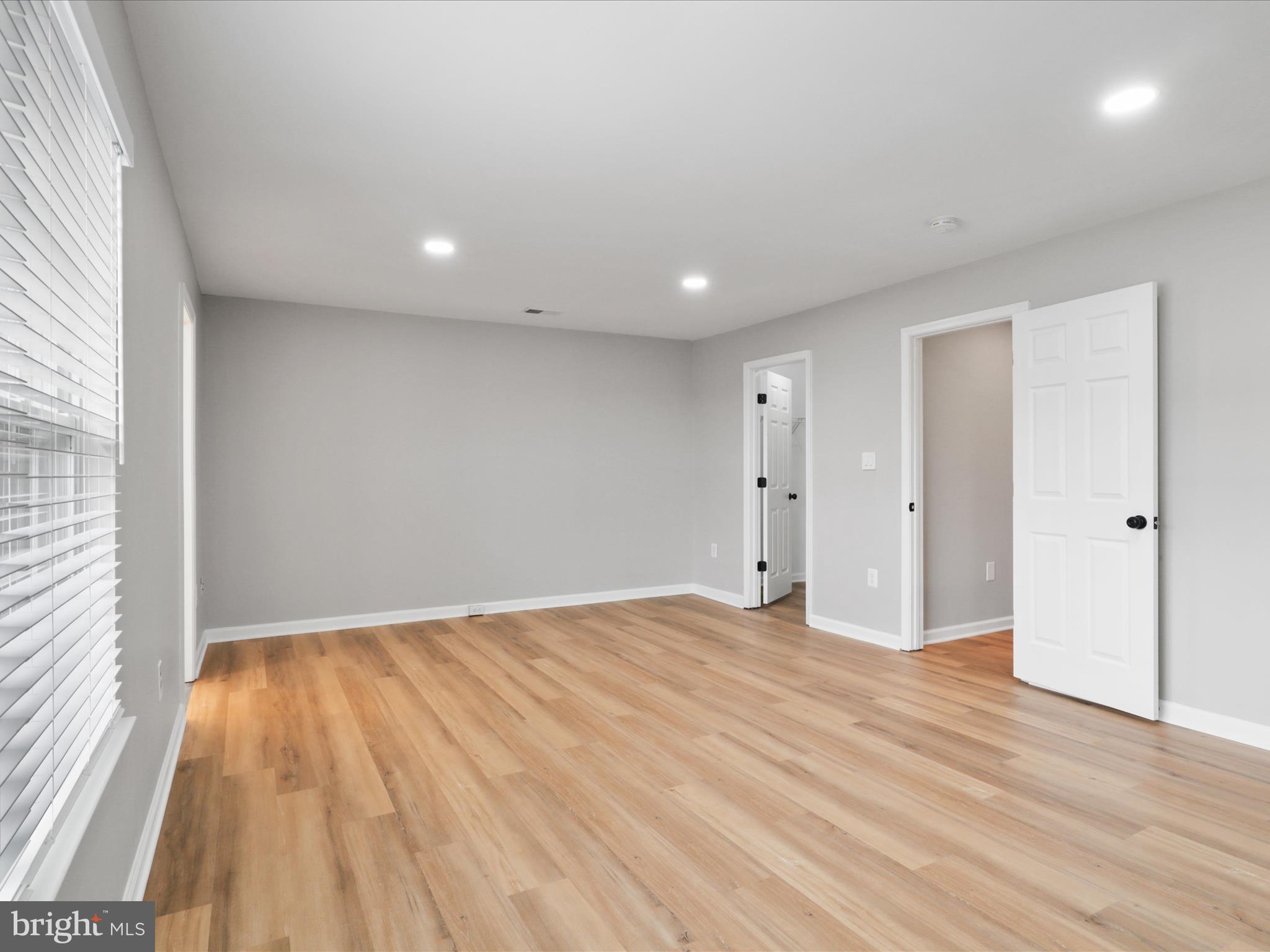 MCNAIR FARMS LANDBAY - Residential