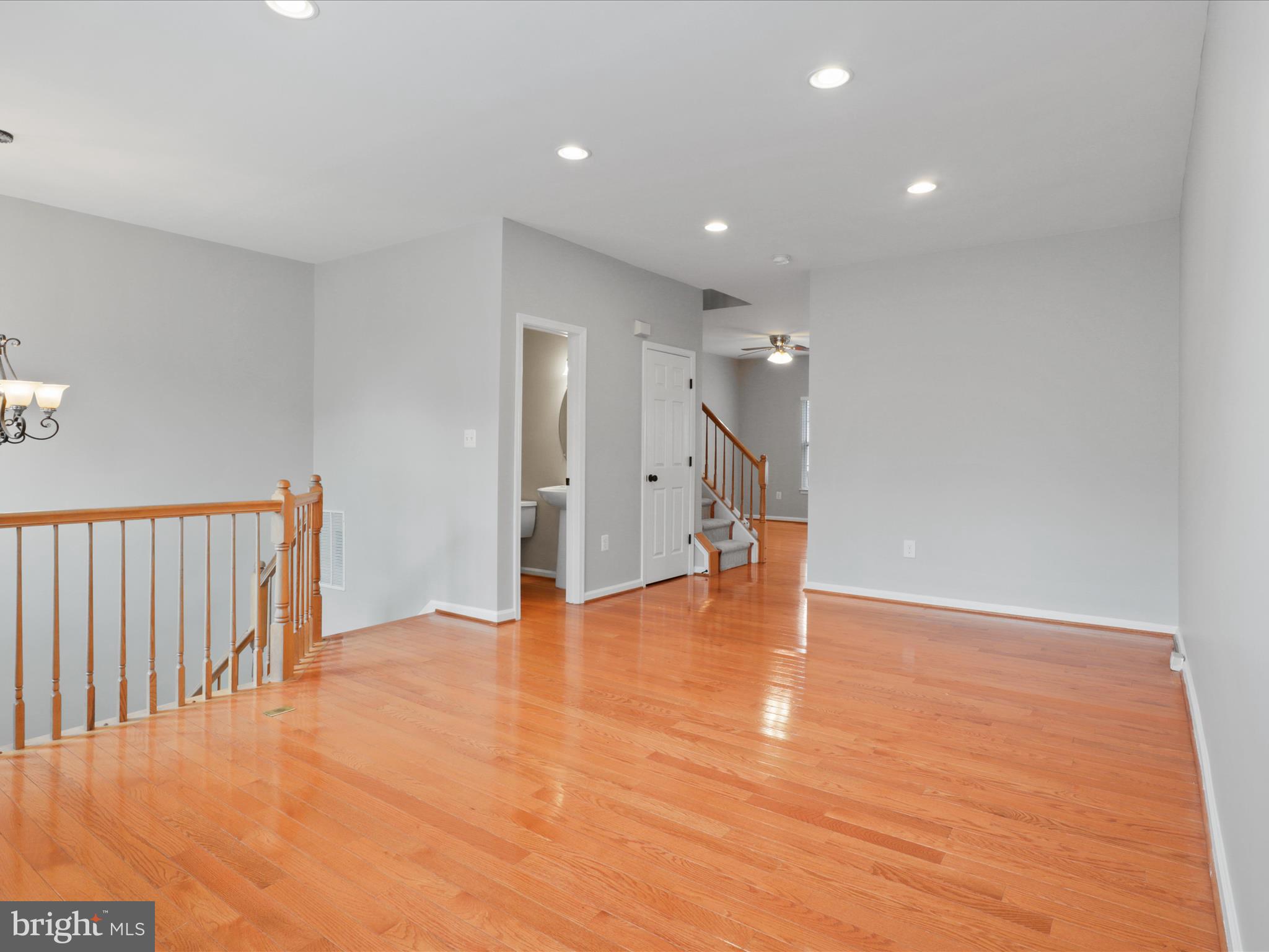 MCNAIR FARMS LANDBAY - Residential